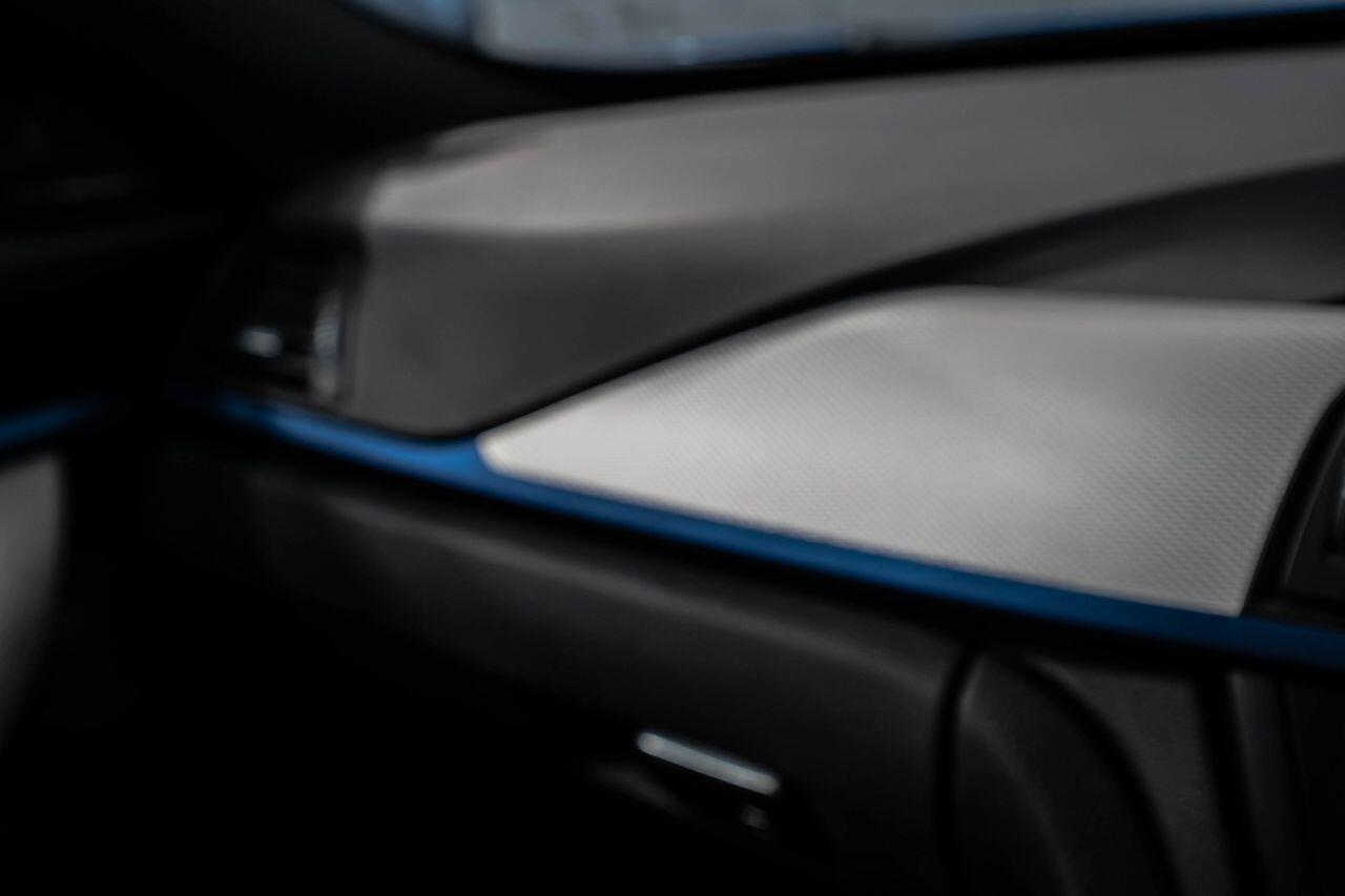 BMW 3 Series view 39