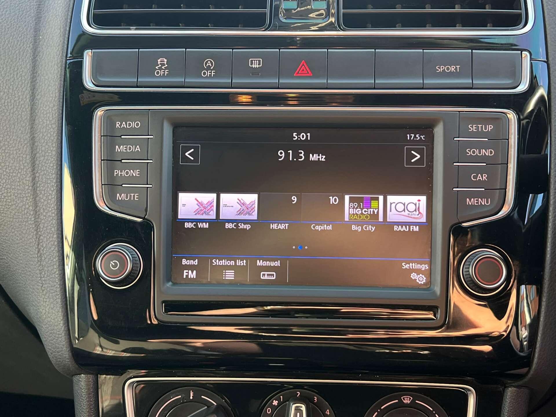 Volkswagen Polo view 11