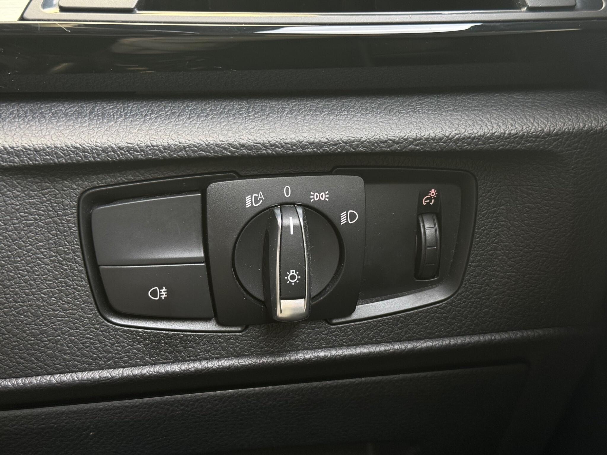BMW 1 Series view 50