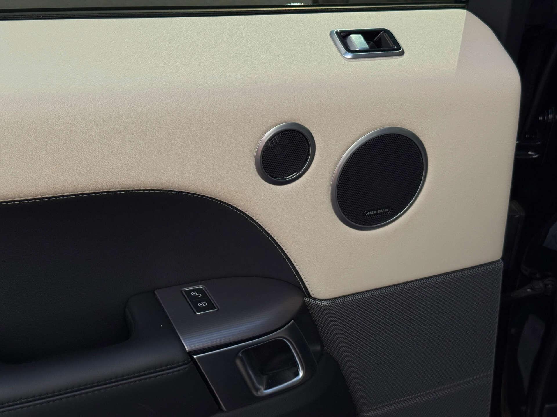 Land Rover Range Rover Sport view 38