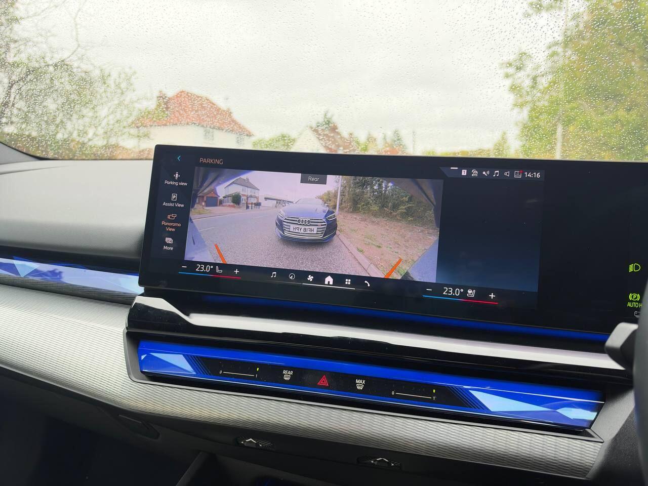 BMW i5 view 53