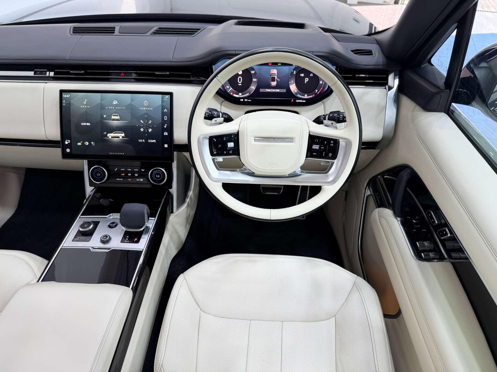 Land Rover Range Rover view 22