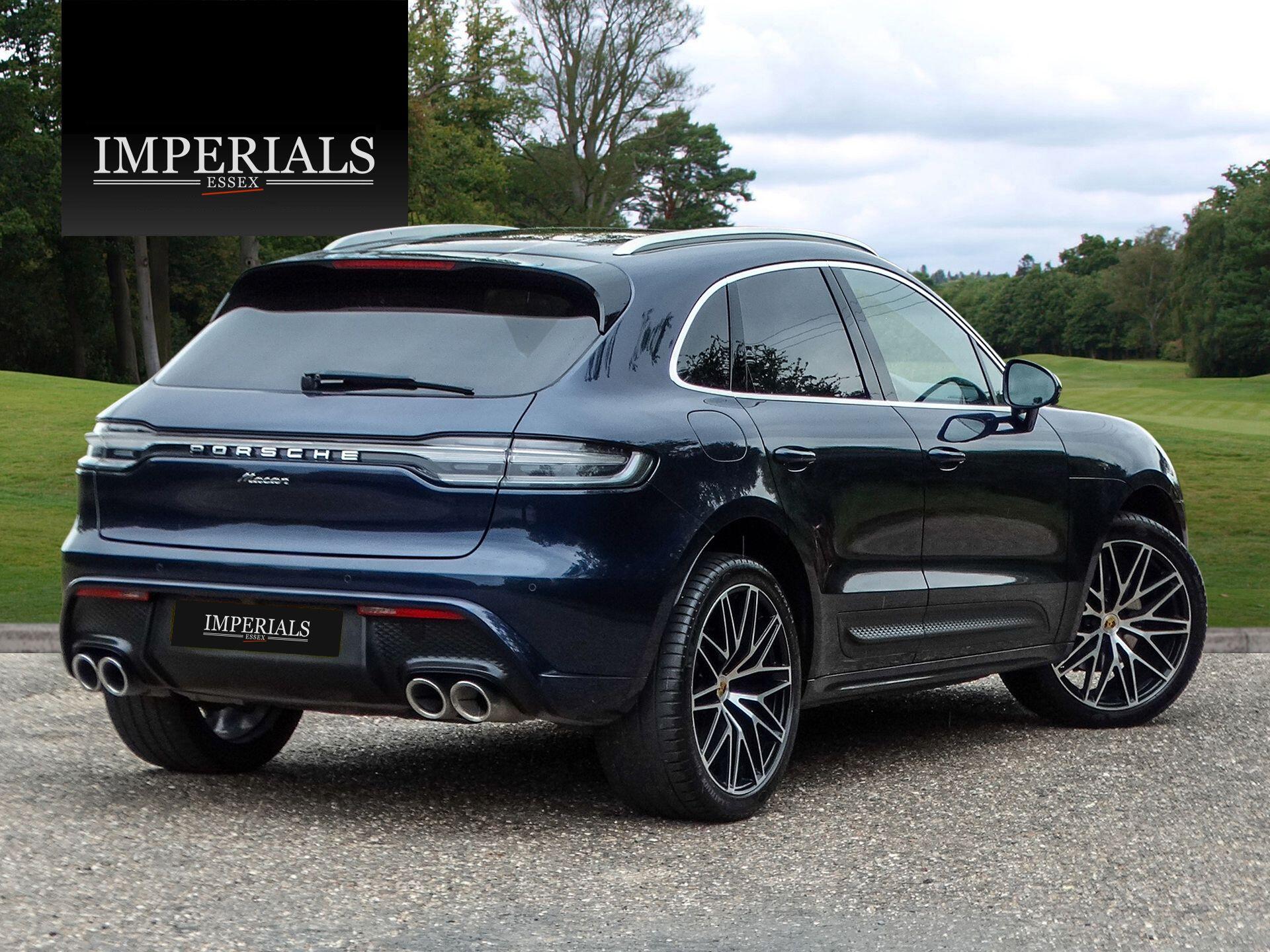 Porsche Macan view 4