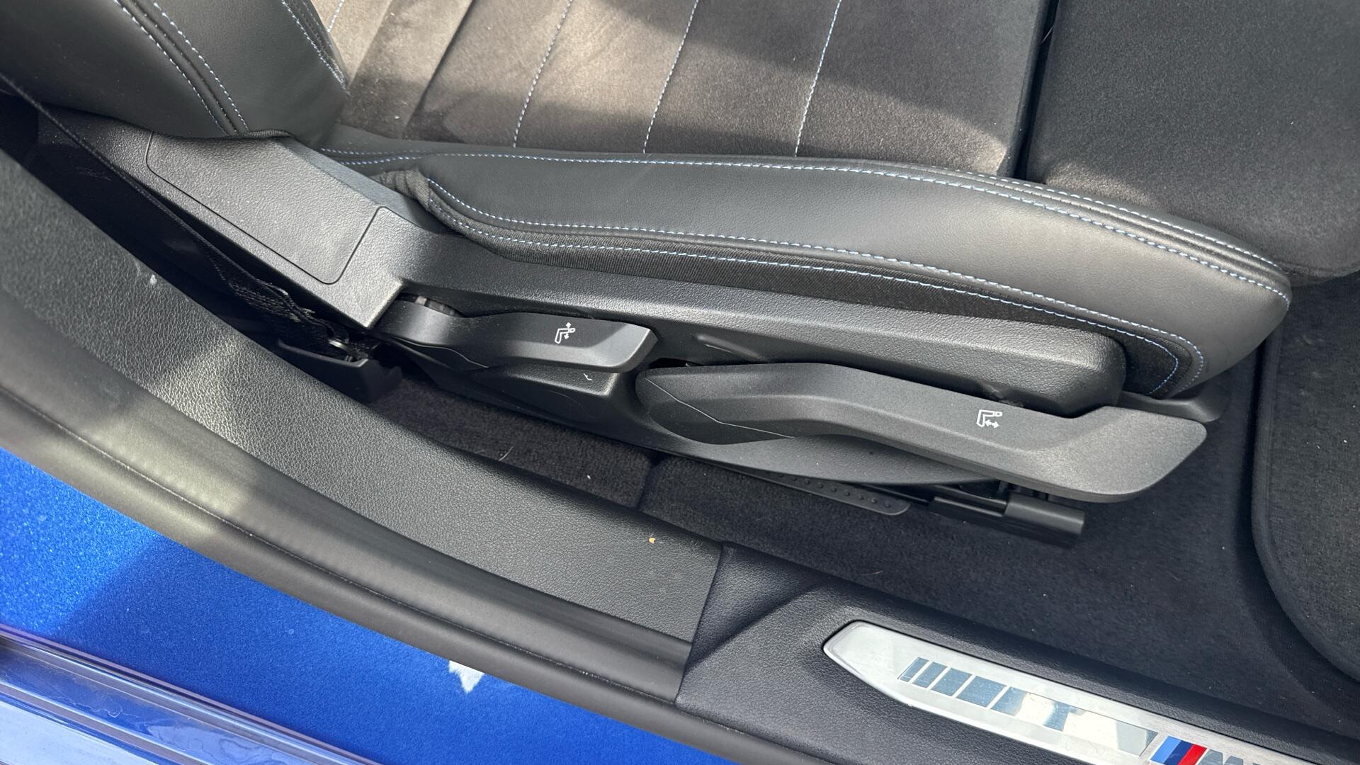 BMW 1 Series view 36