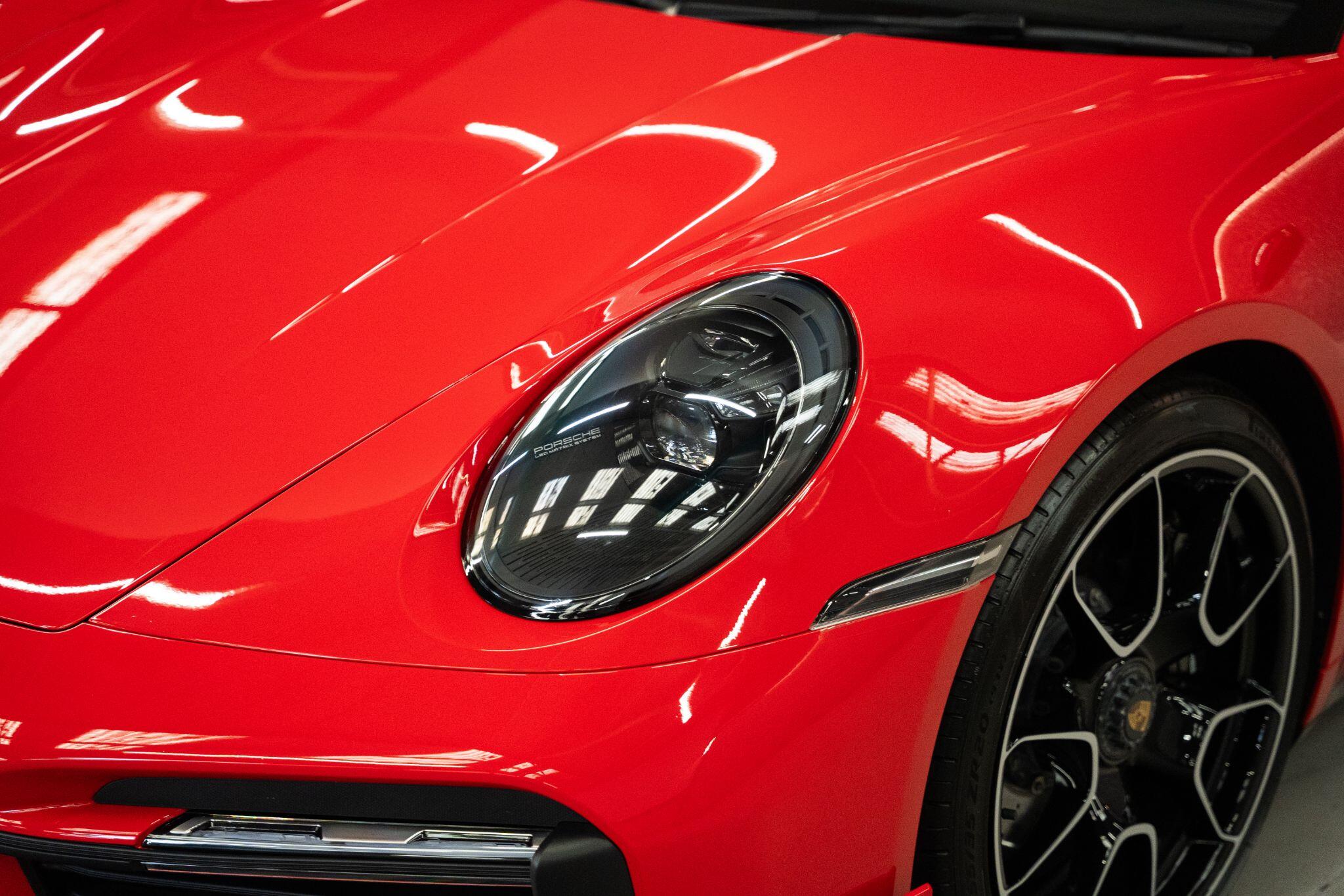 Porsche 911 view 51
