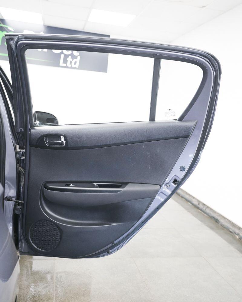 Hyundai I20 view 15