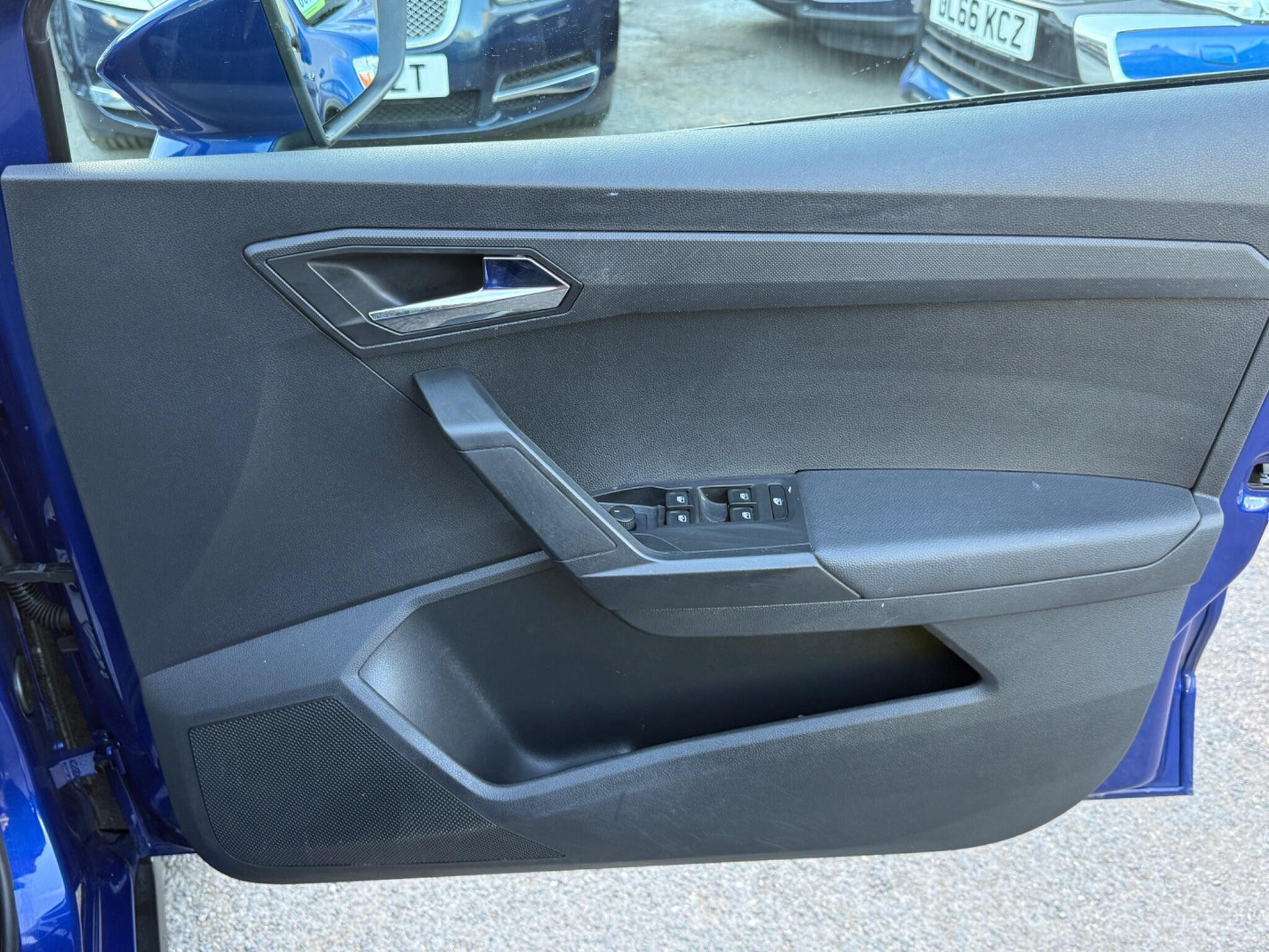 SEAT Arona - Image 33