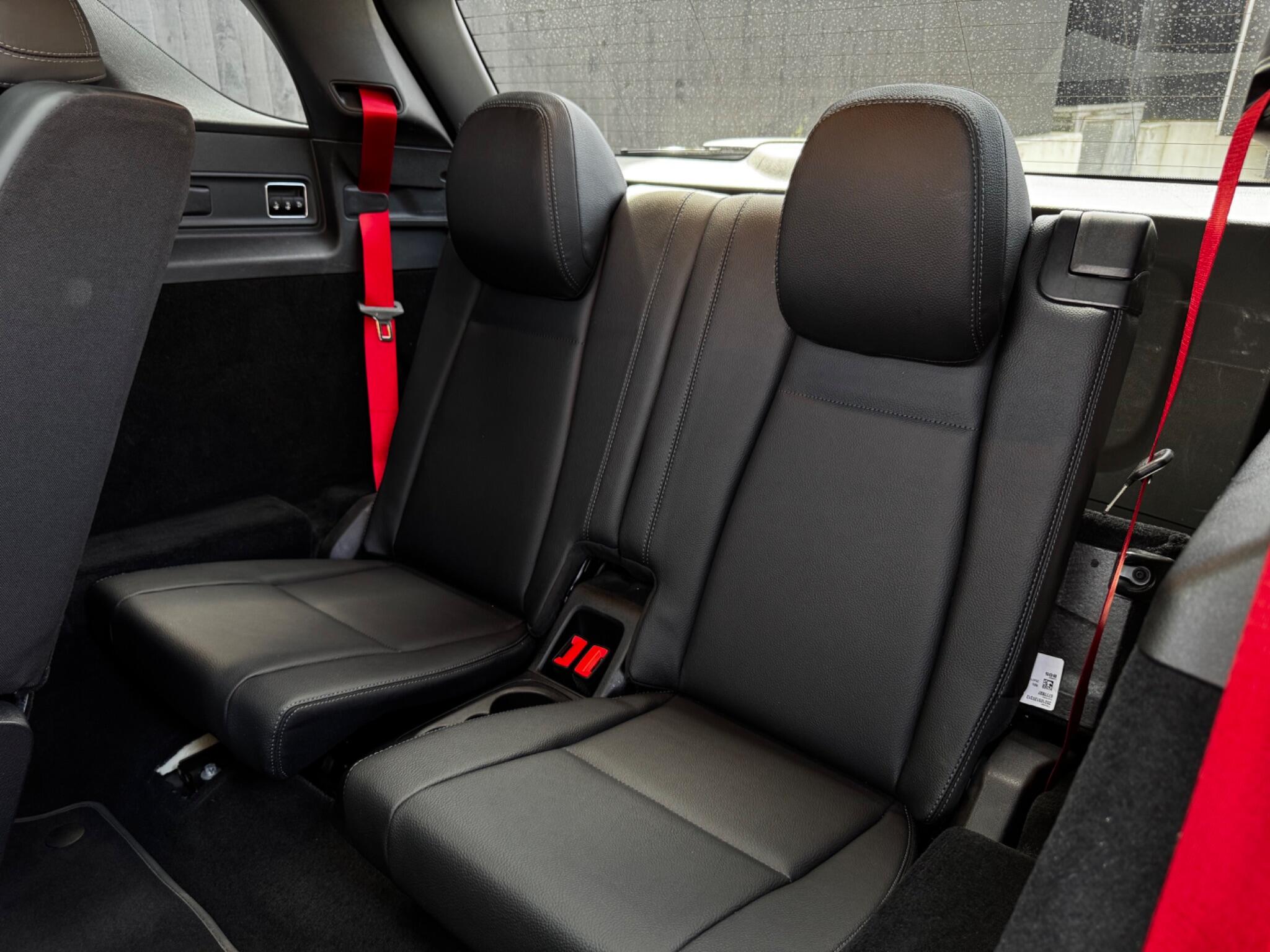 Mercedes-Benz Gle view 21