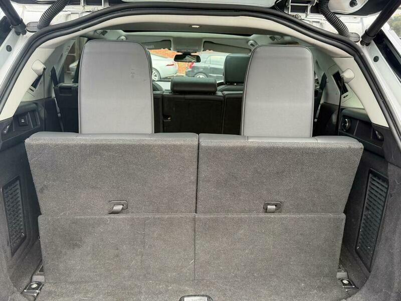 Land Rover Discovery Sport view 63