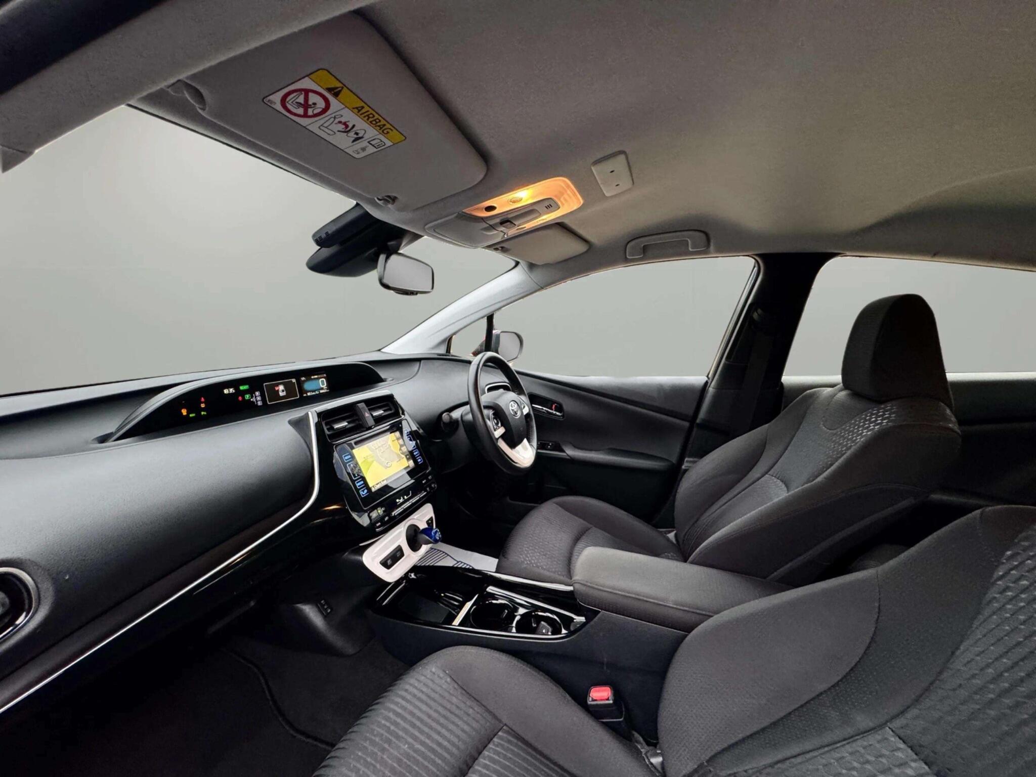 Toyota Prius view 27
