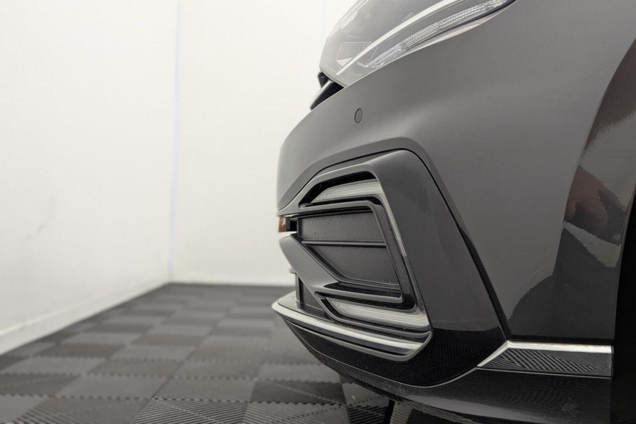 Volkswagen Passat view 48