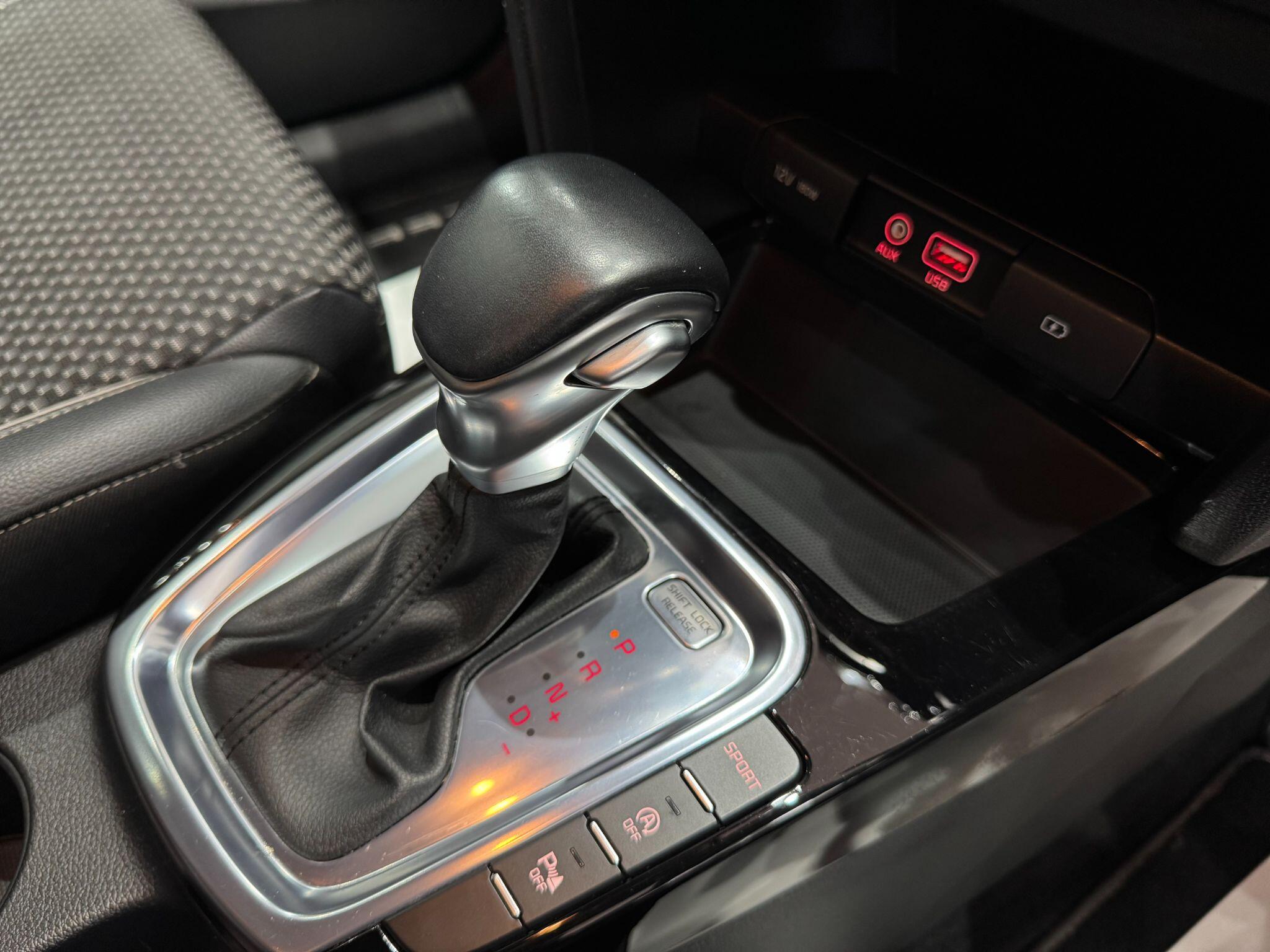 Kia Ceed view 34