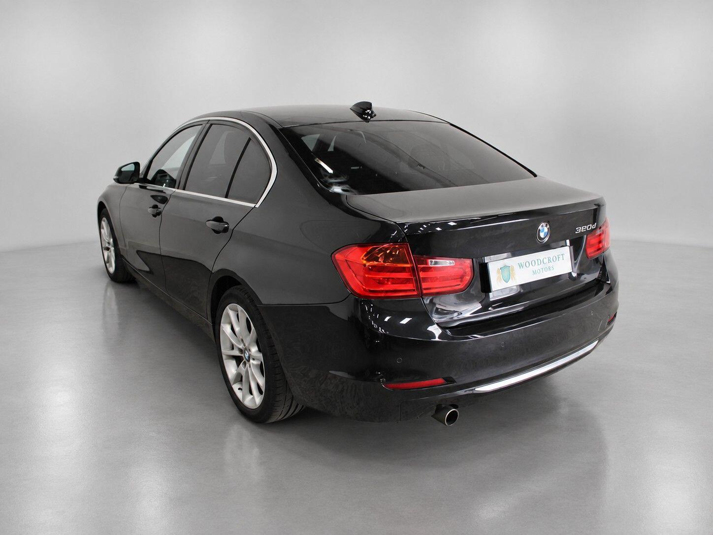 BMW 3 Series view 7