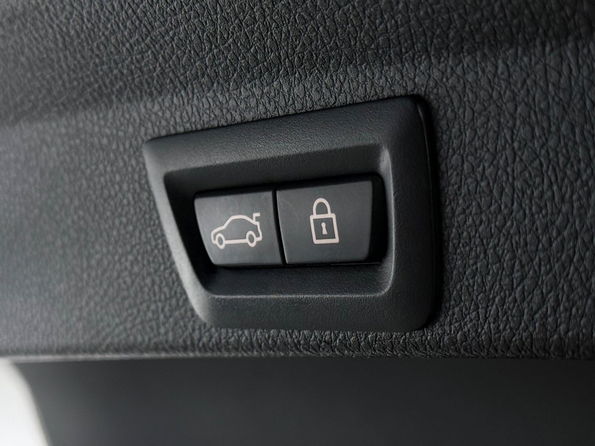 BMW 4 Series view 10