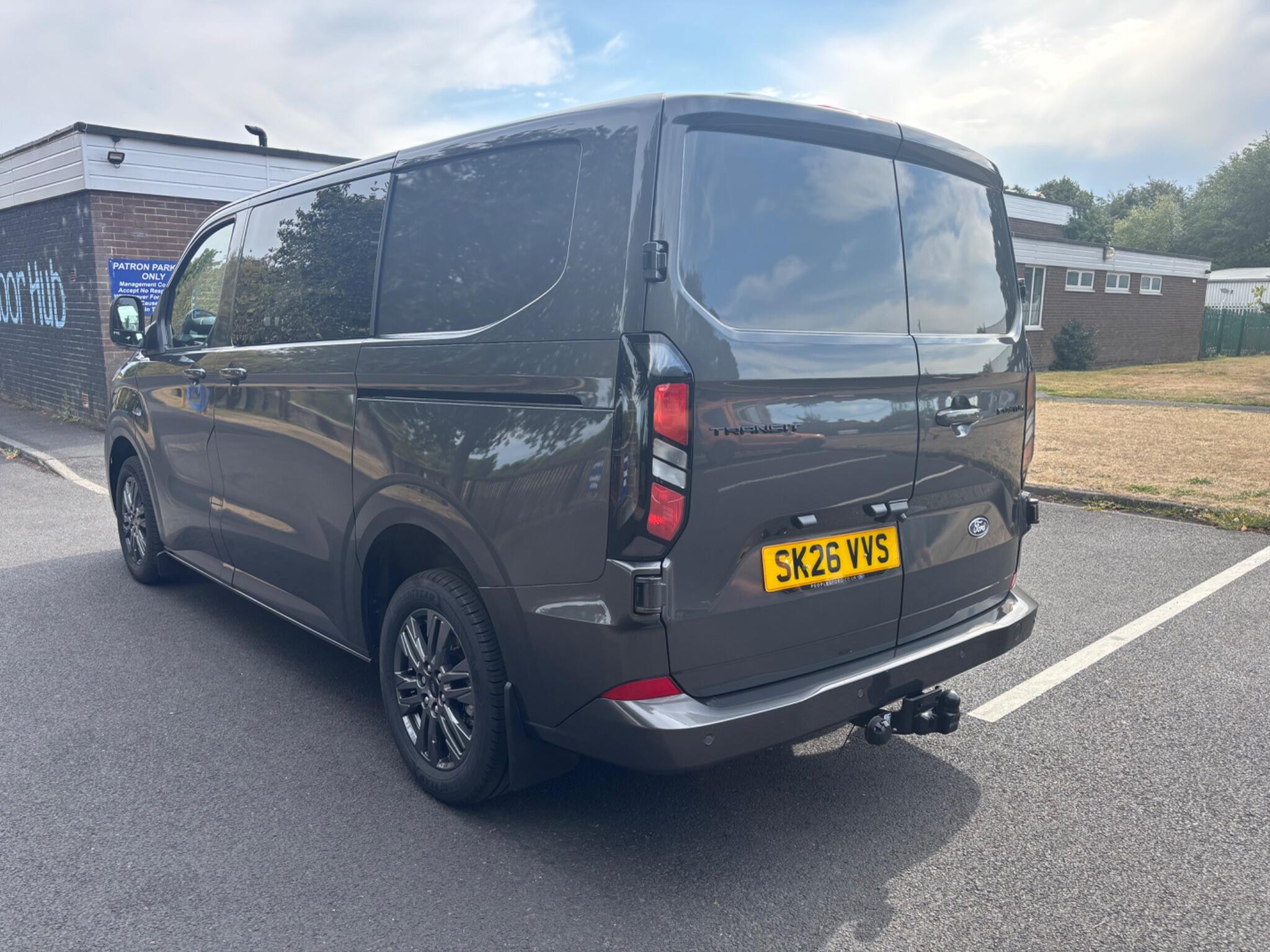 Ford Transit Custom view 5