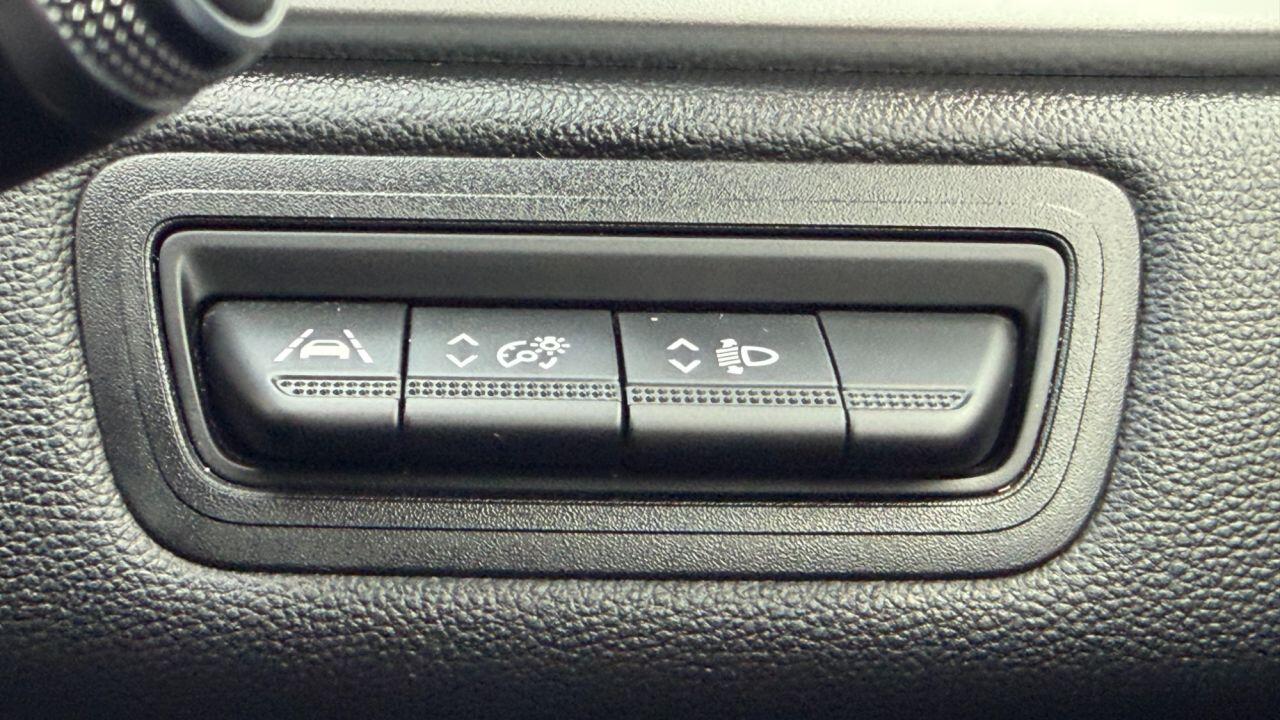 Renault Captur view 32