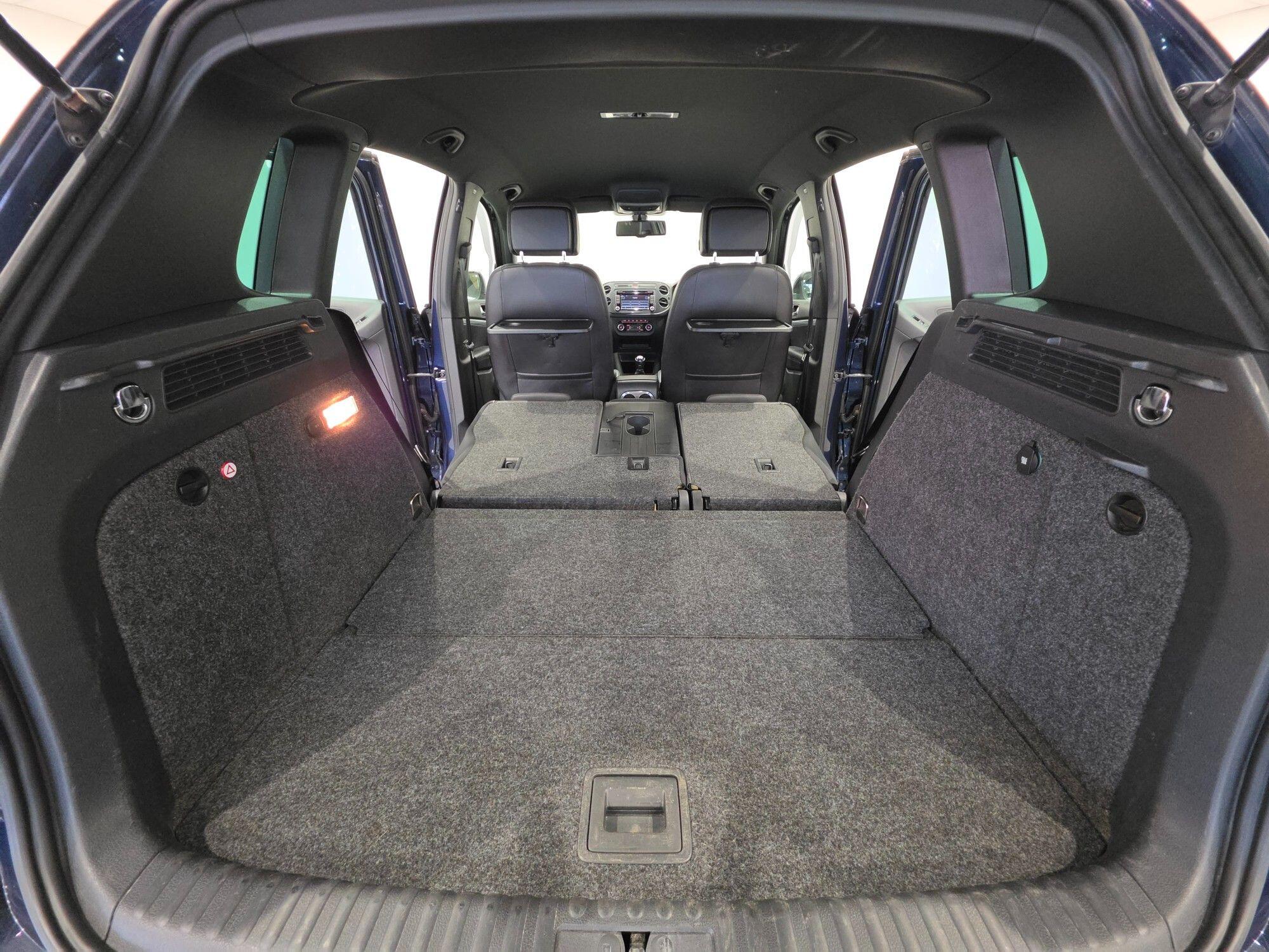Volkswagen Tiguan view 49