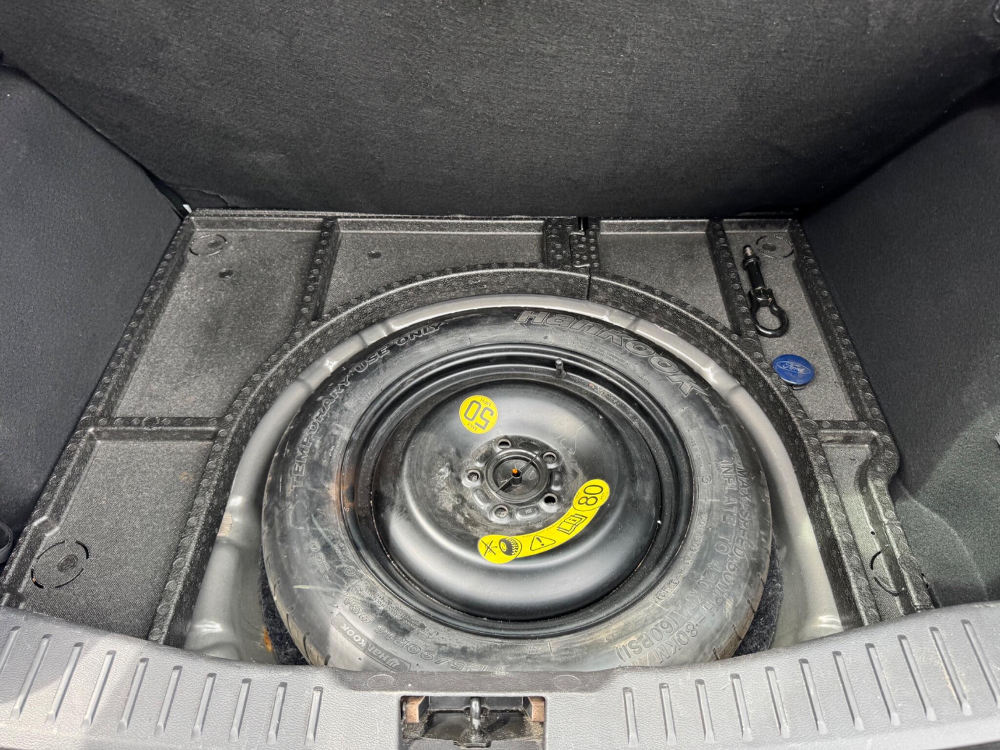 Ford Focus view 26
