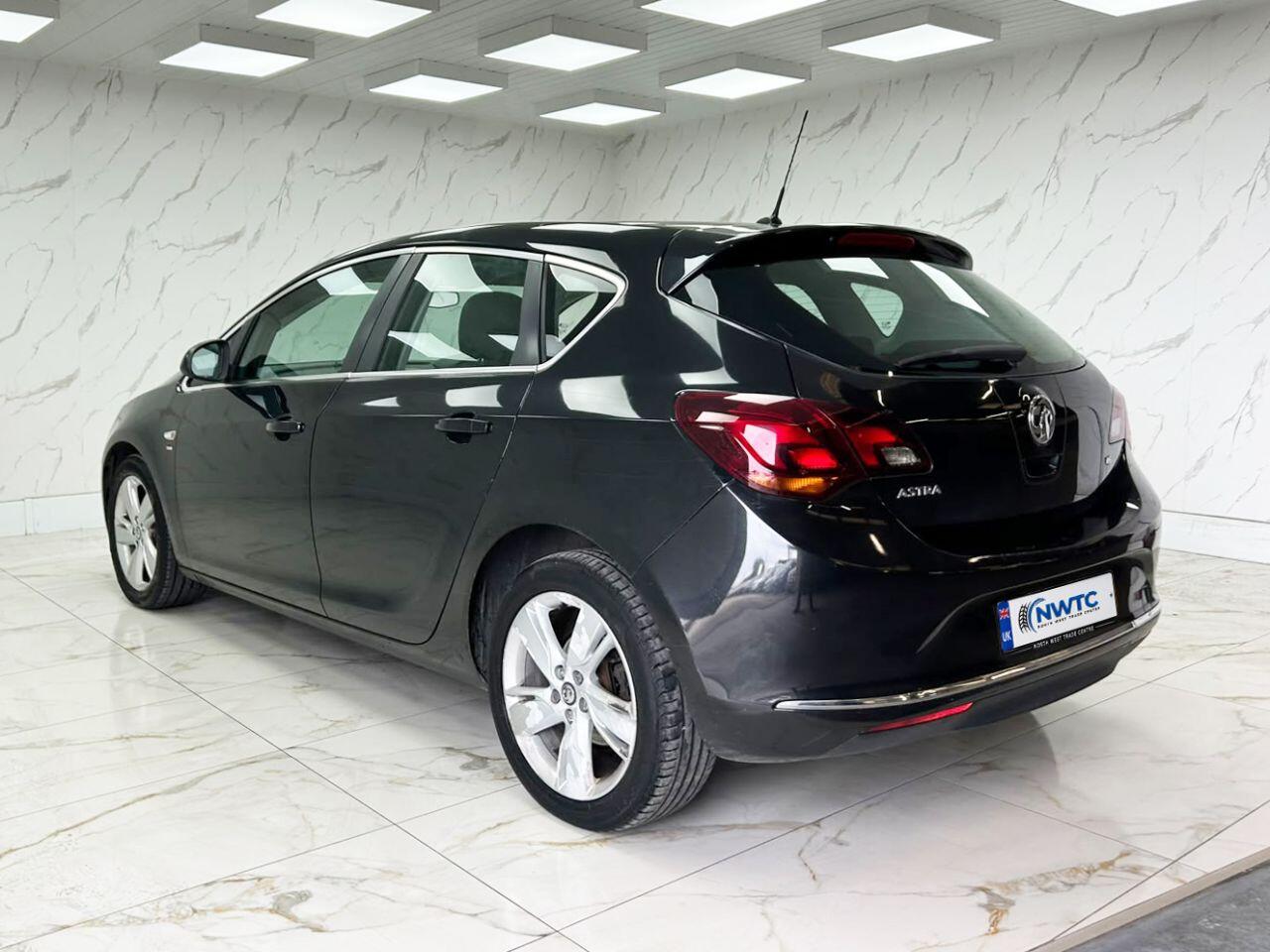 Vauxhall Astra view 8