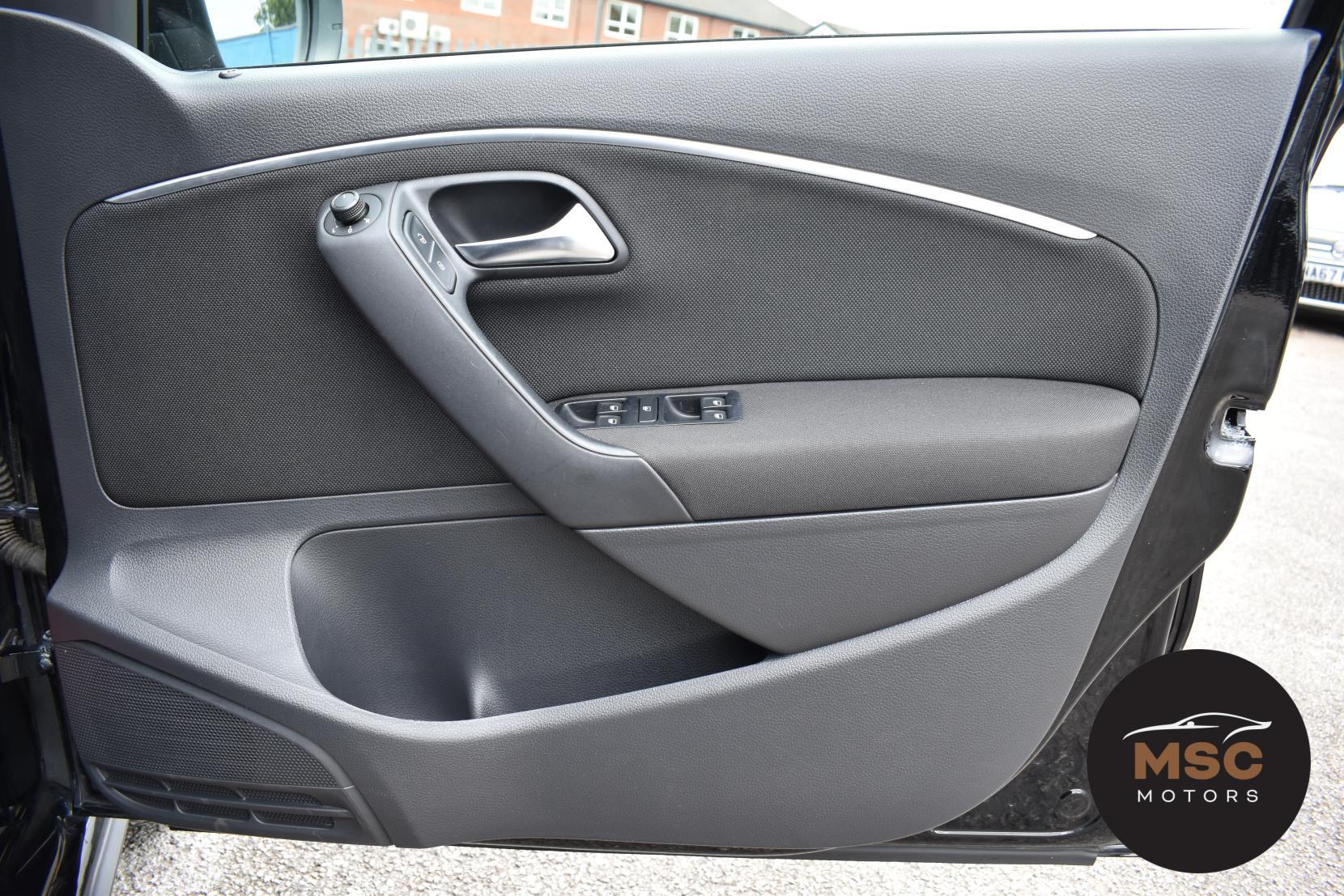 Volkswagen Polo view 55