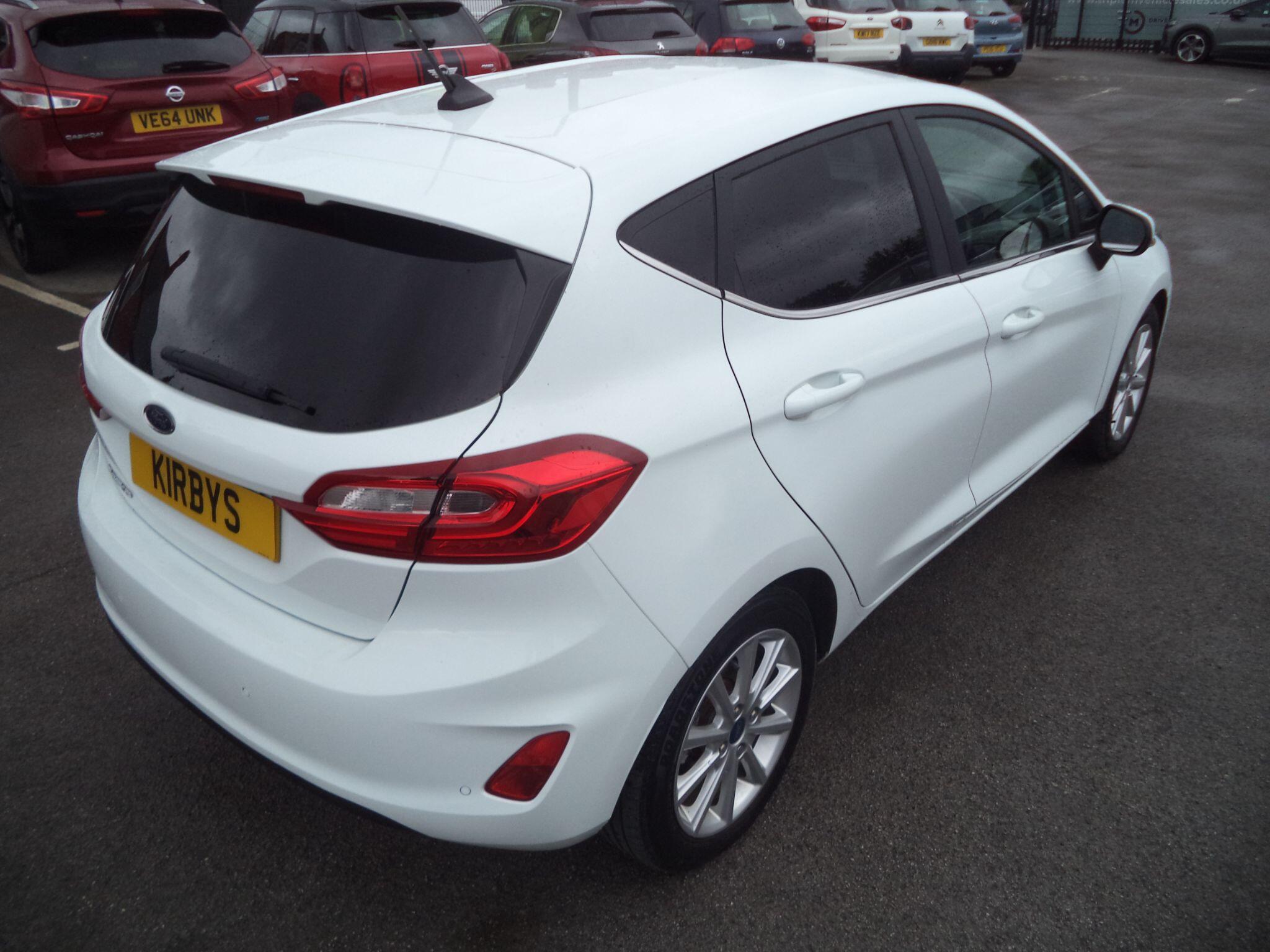 Ford Fiesta view 8