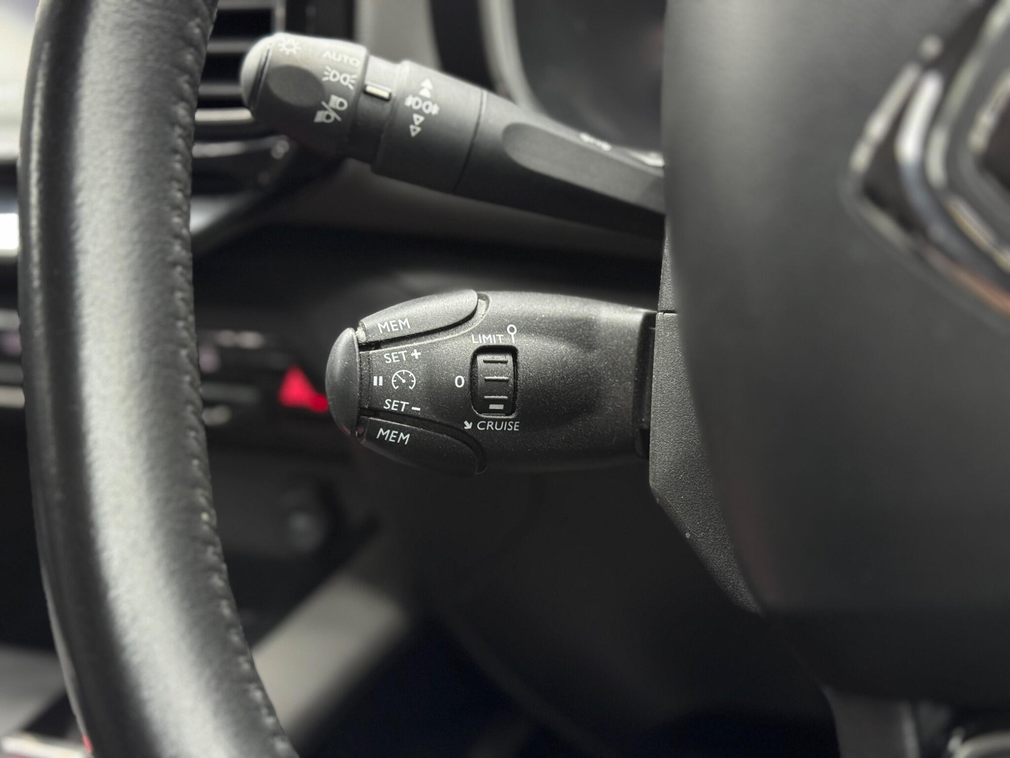 Citroen C5 Aircross view 22