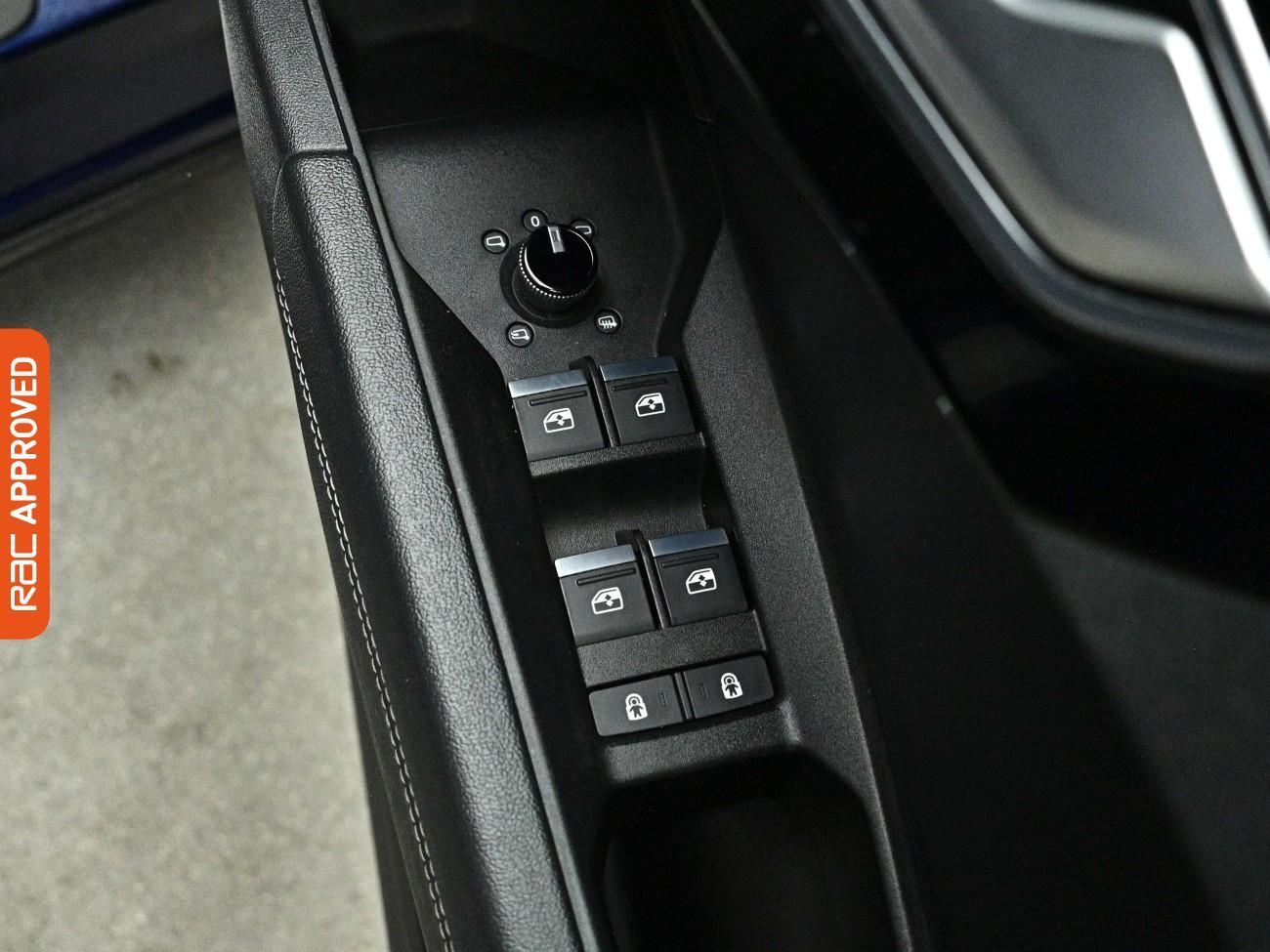 Audi Q4 E-Tron view 26