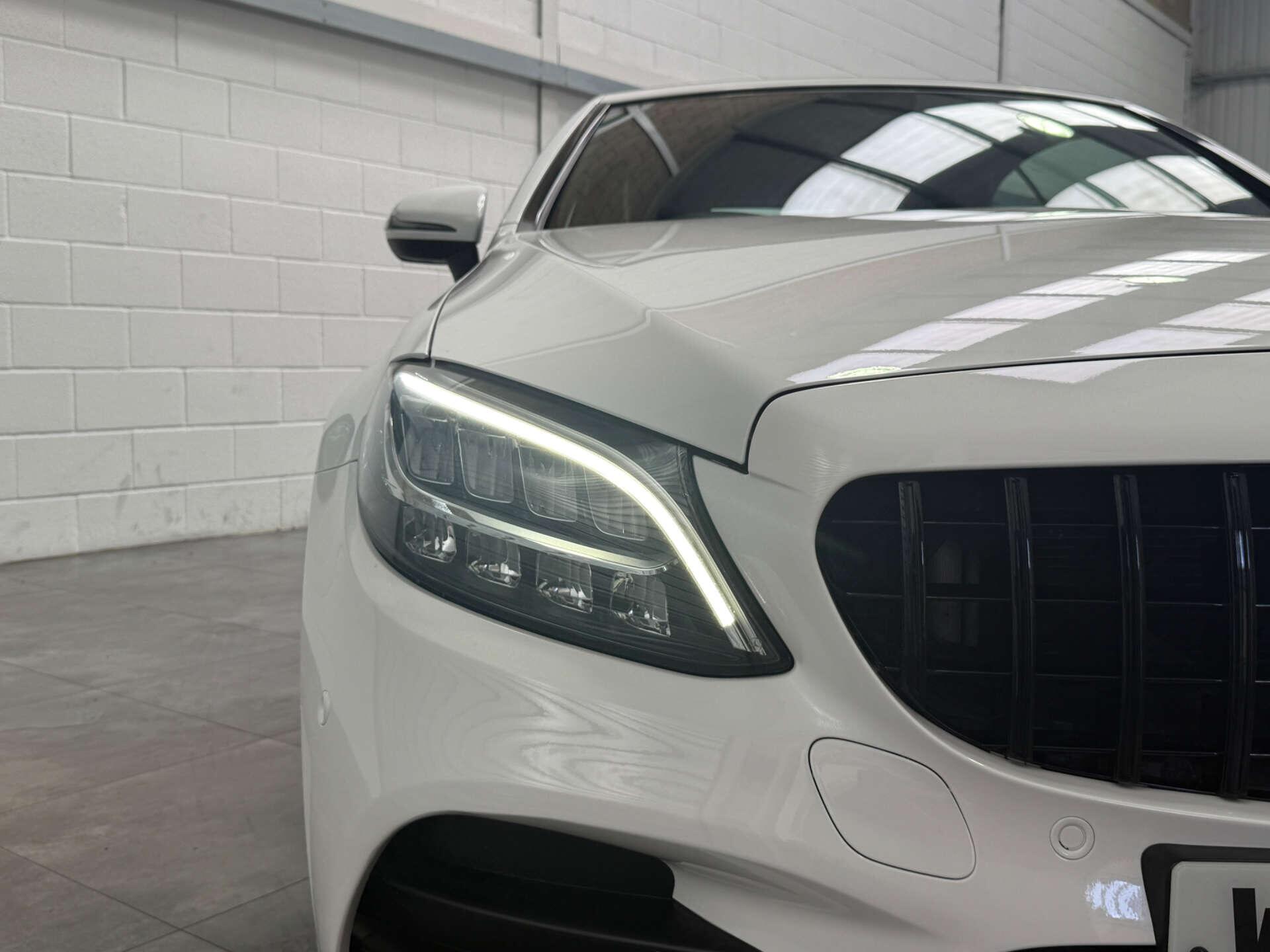 Mercedes-Benz C-Class view 18
