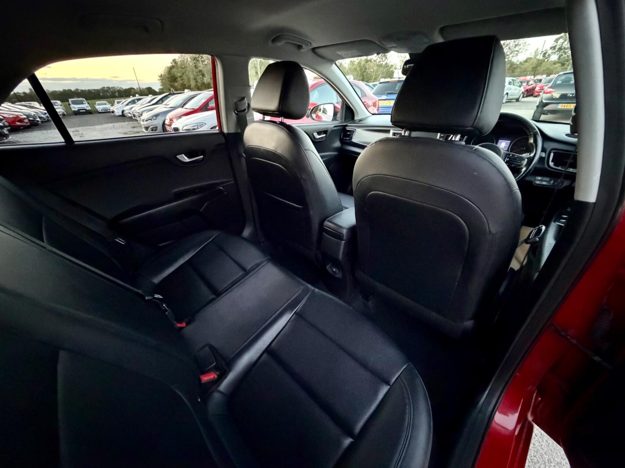 Kia Rio view 32