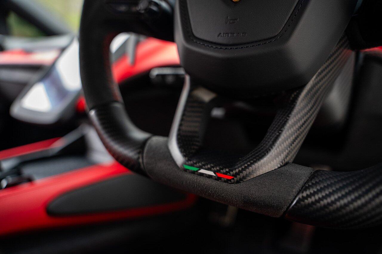 Lamborghini Revuelto view 65