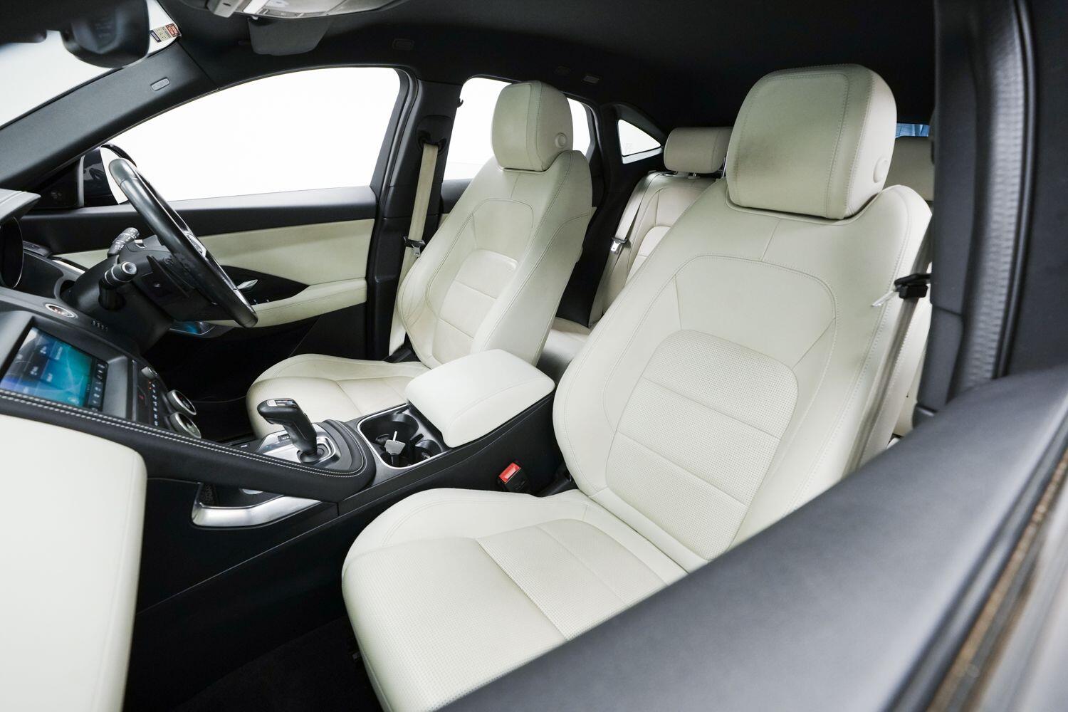 Jaguar E-Pace view 24