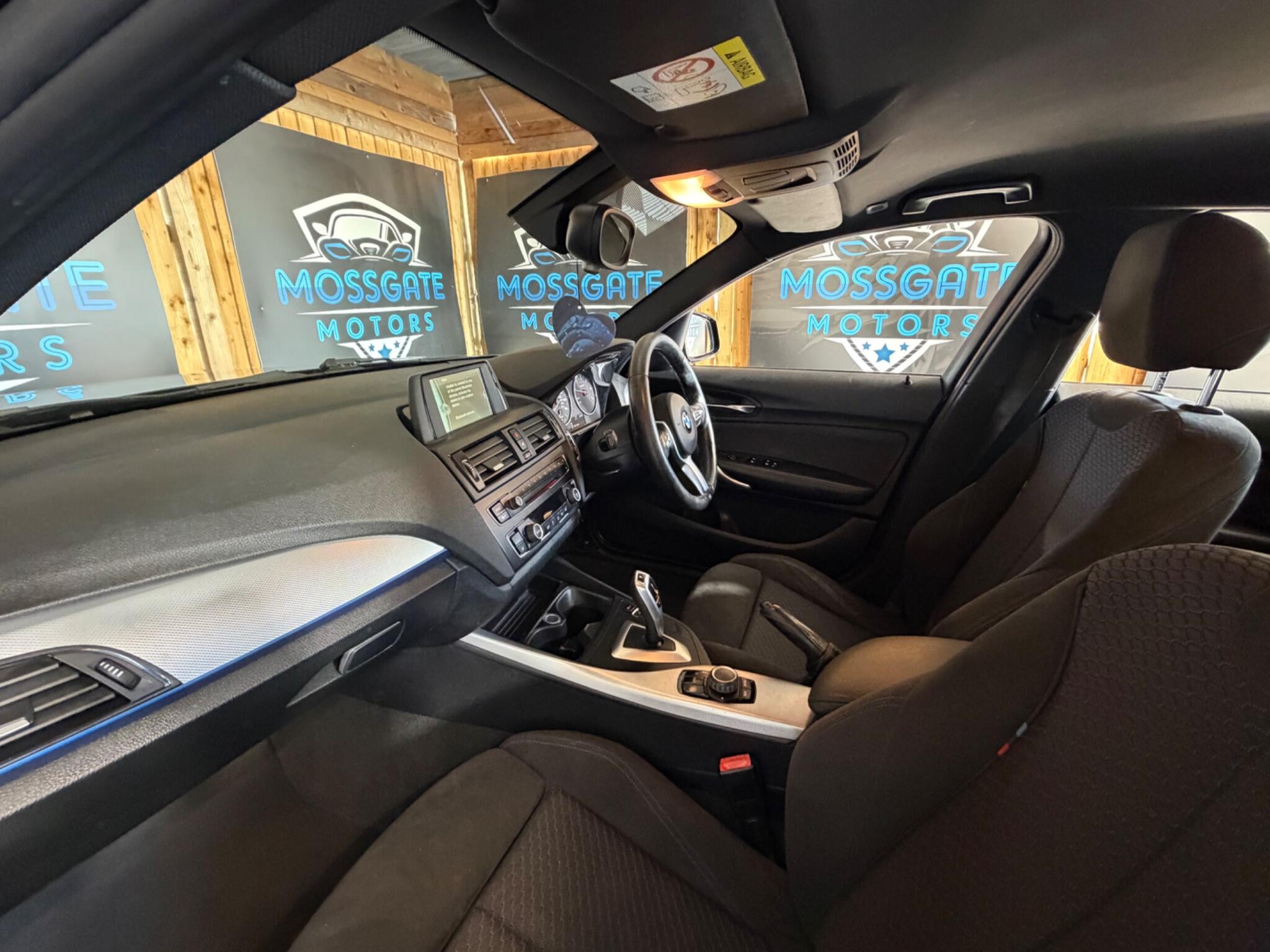 BMW 1 Series view 16