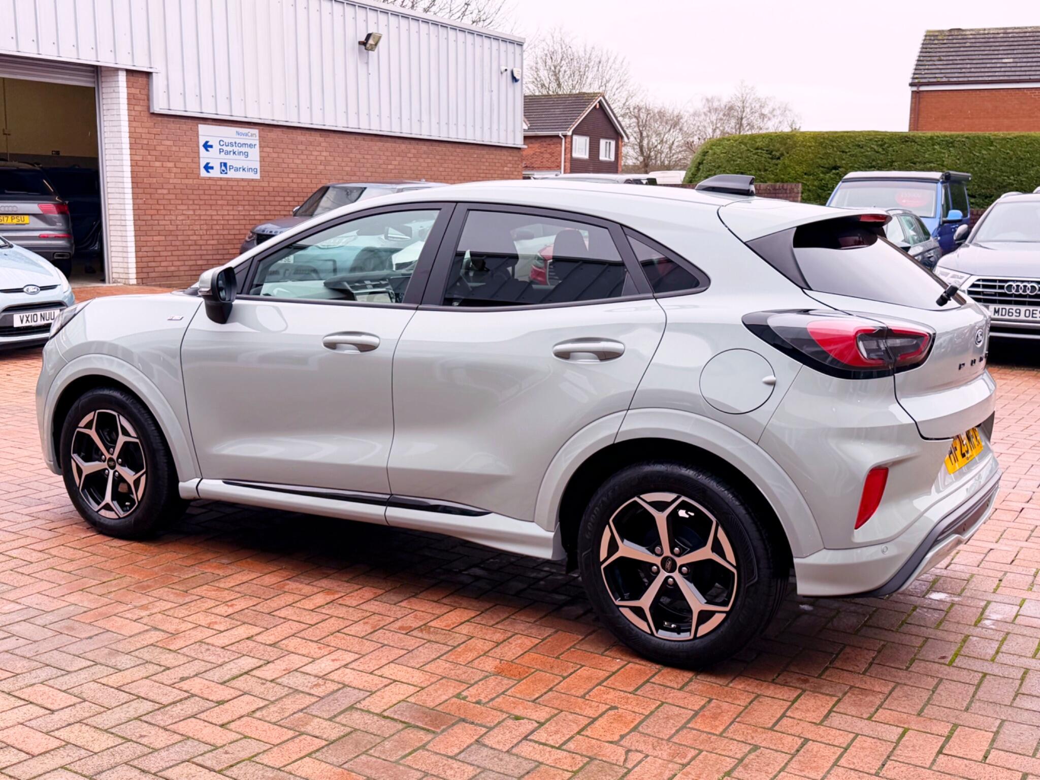 Ford Puma view 29