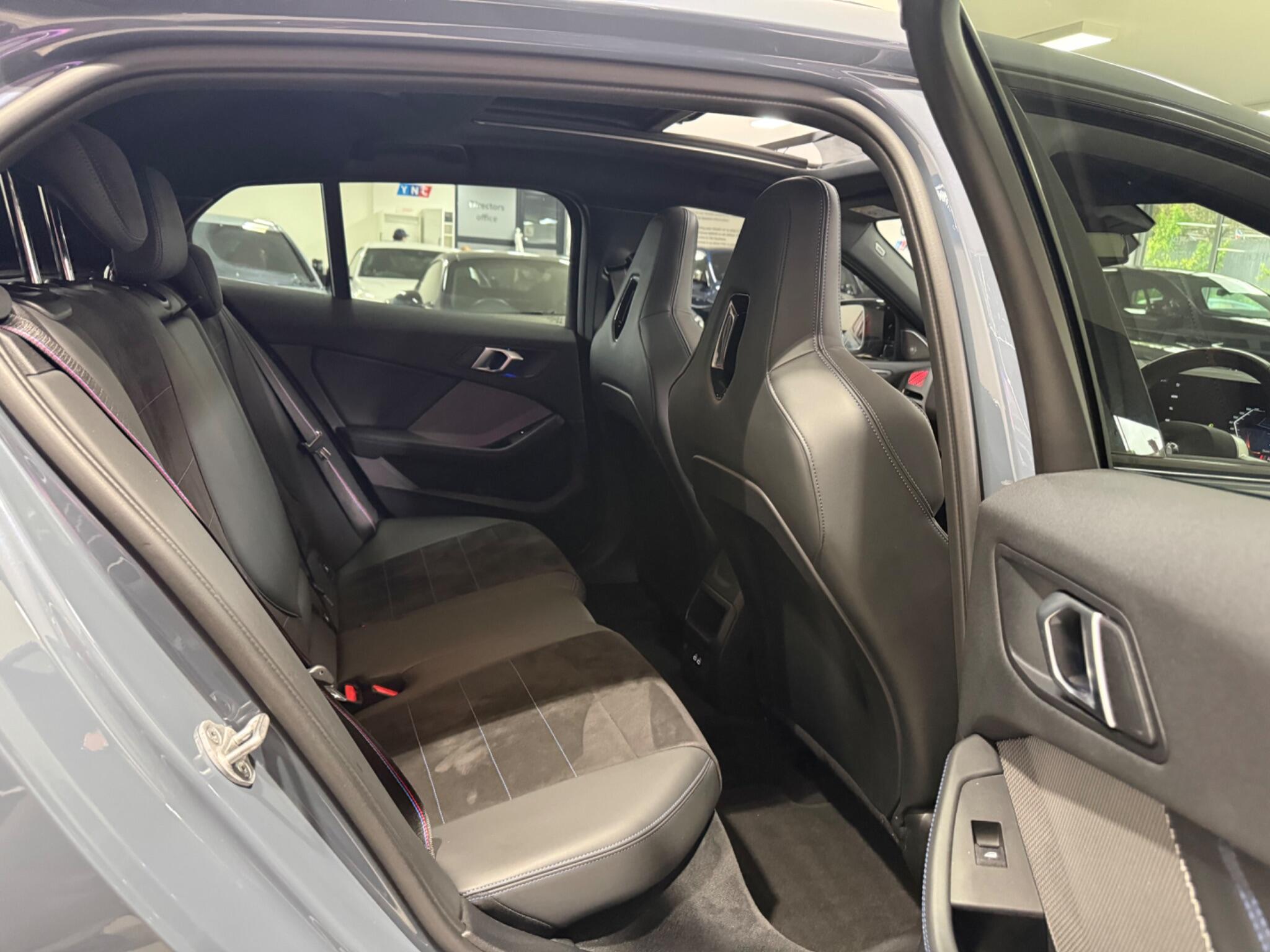 BMW 1 Series view 52
