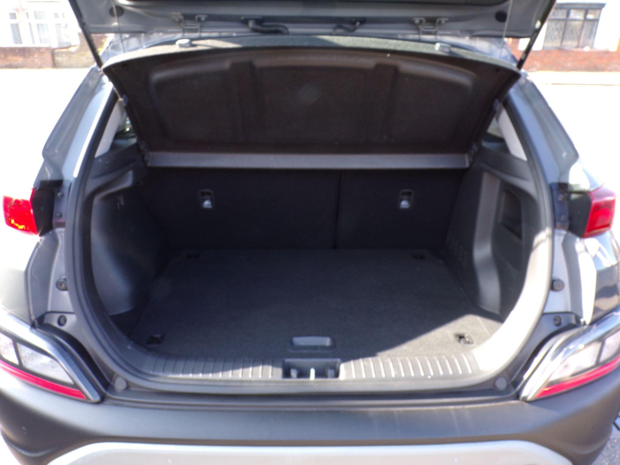 Hyundai Kona view 11