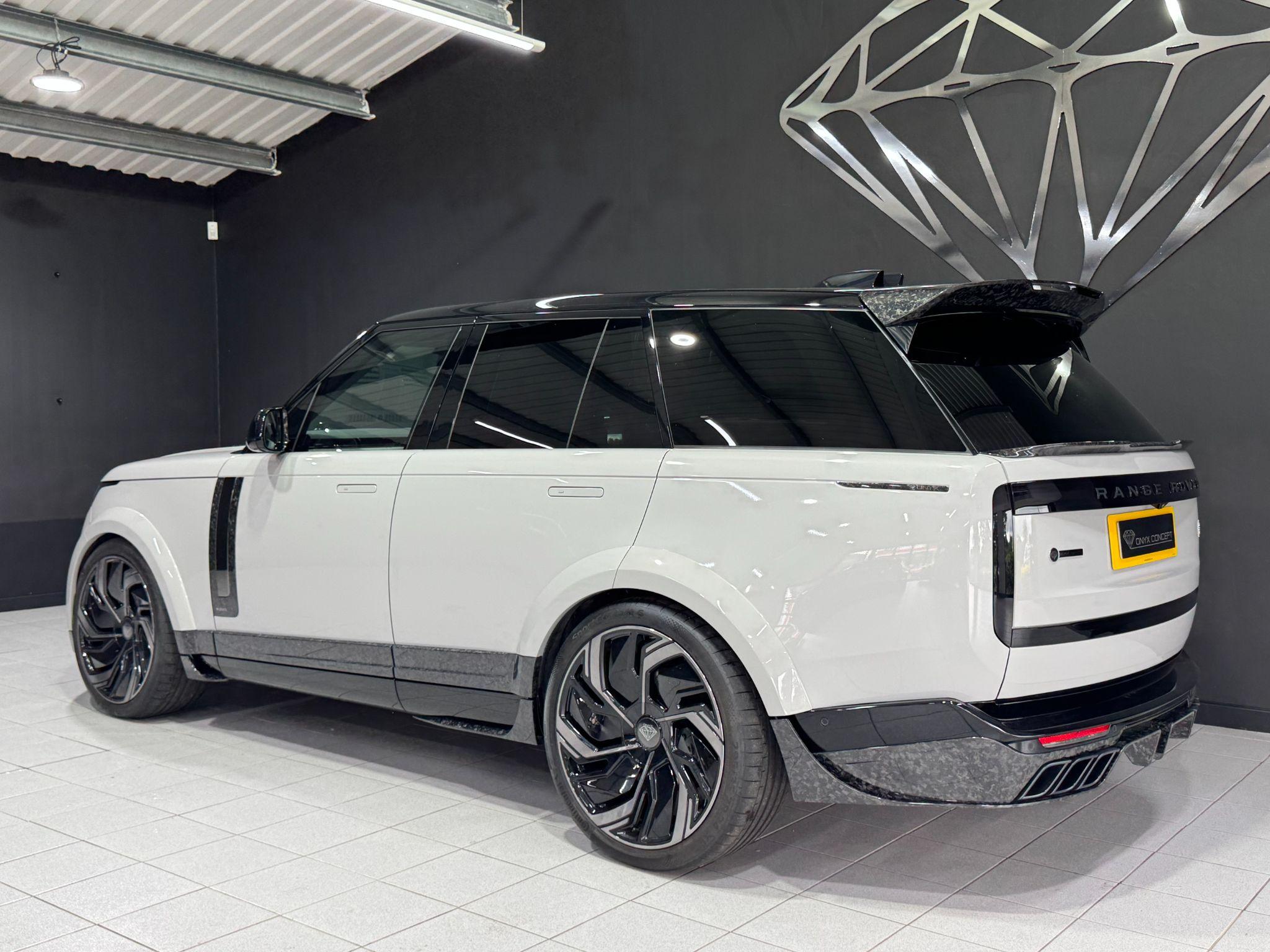 Land Rover Range Rover view 20