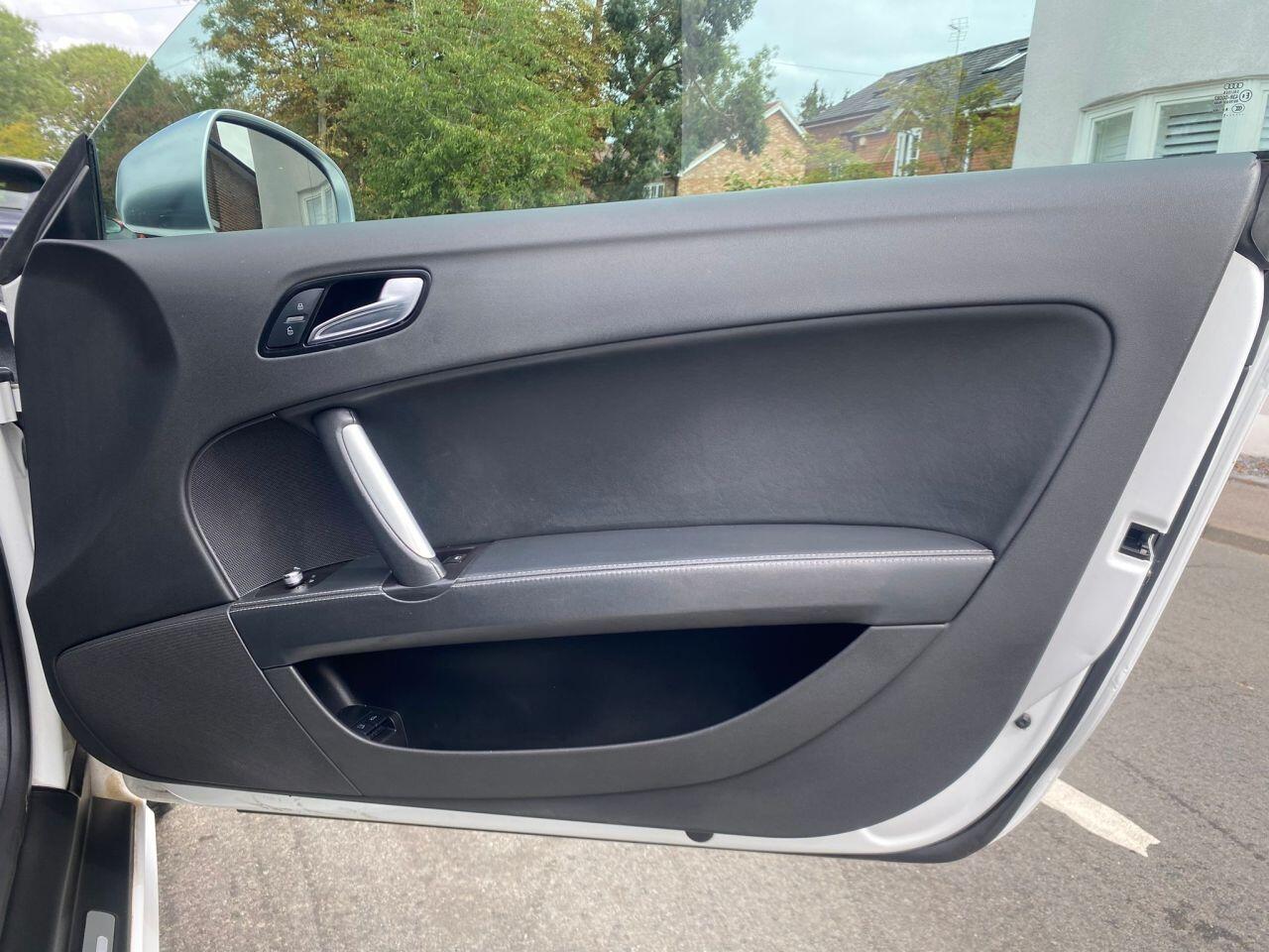 Audi TTS view 24