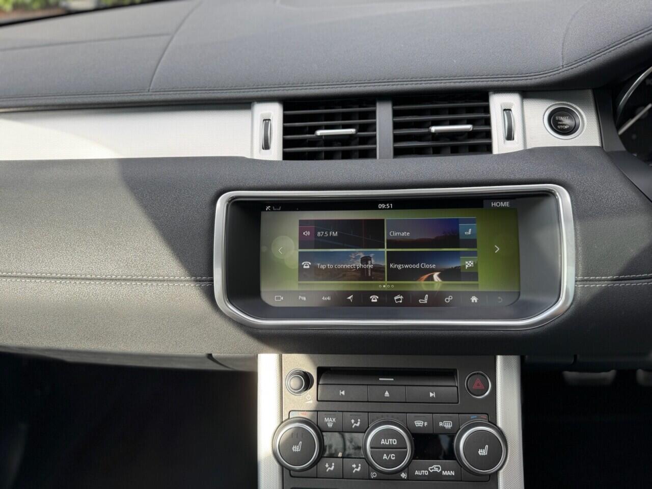 Land Rover Range Rover Evoque view 14