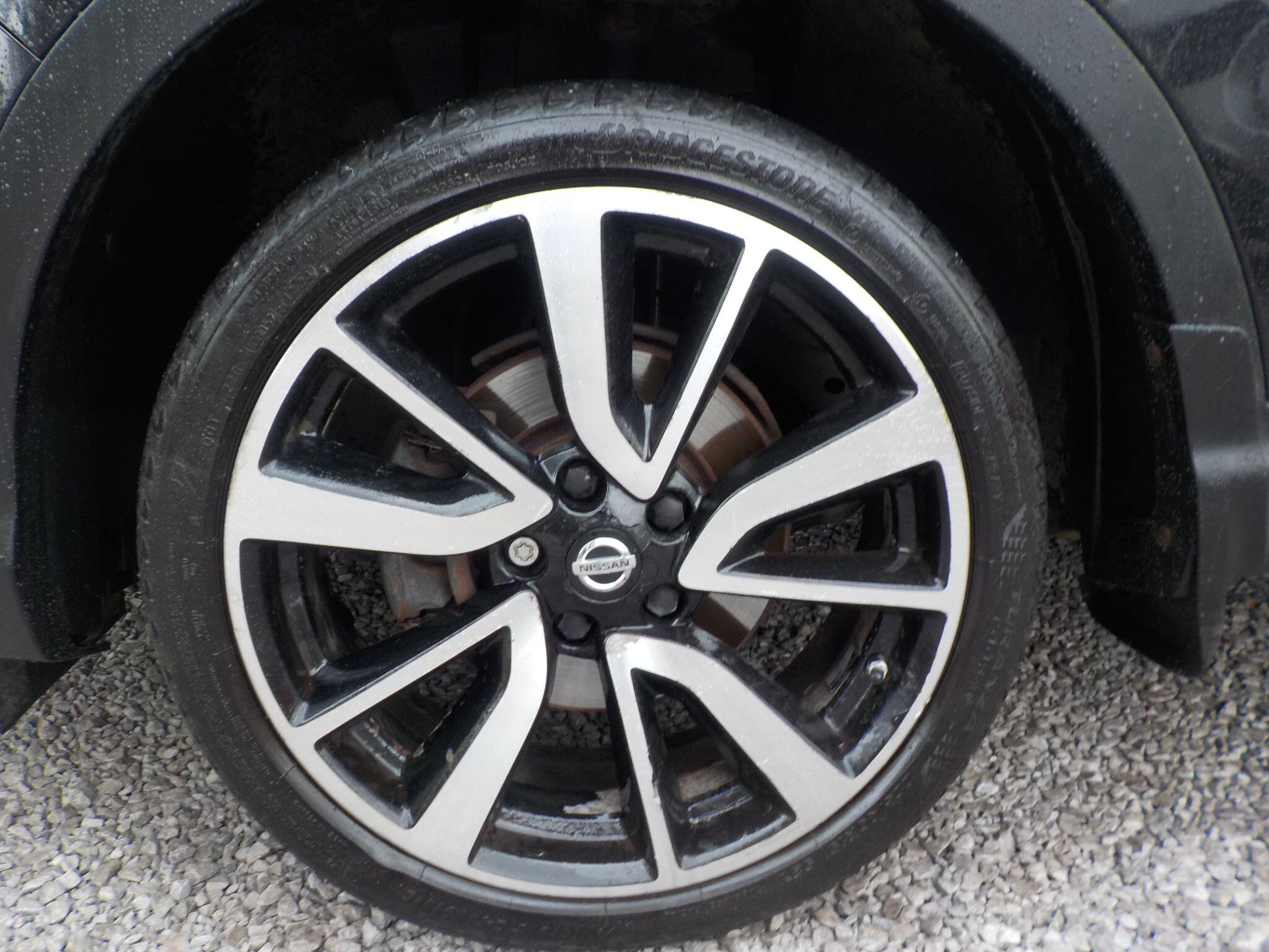 Nissan Qashqai 1.5 dCi Tekna 2WD Euro 6 (s/s) 5dr