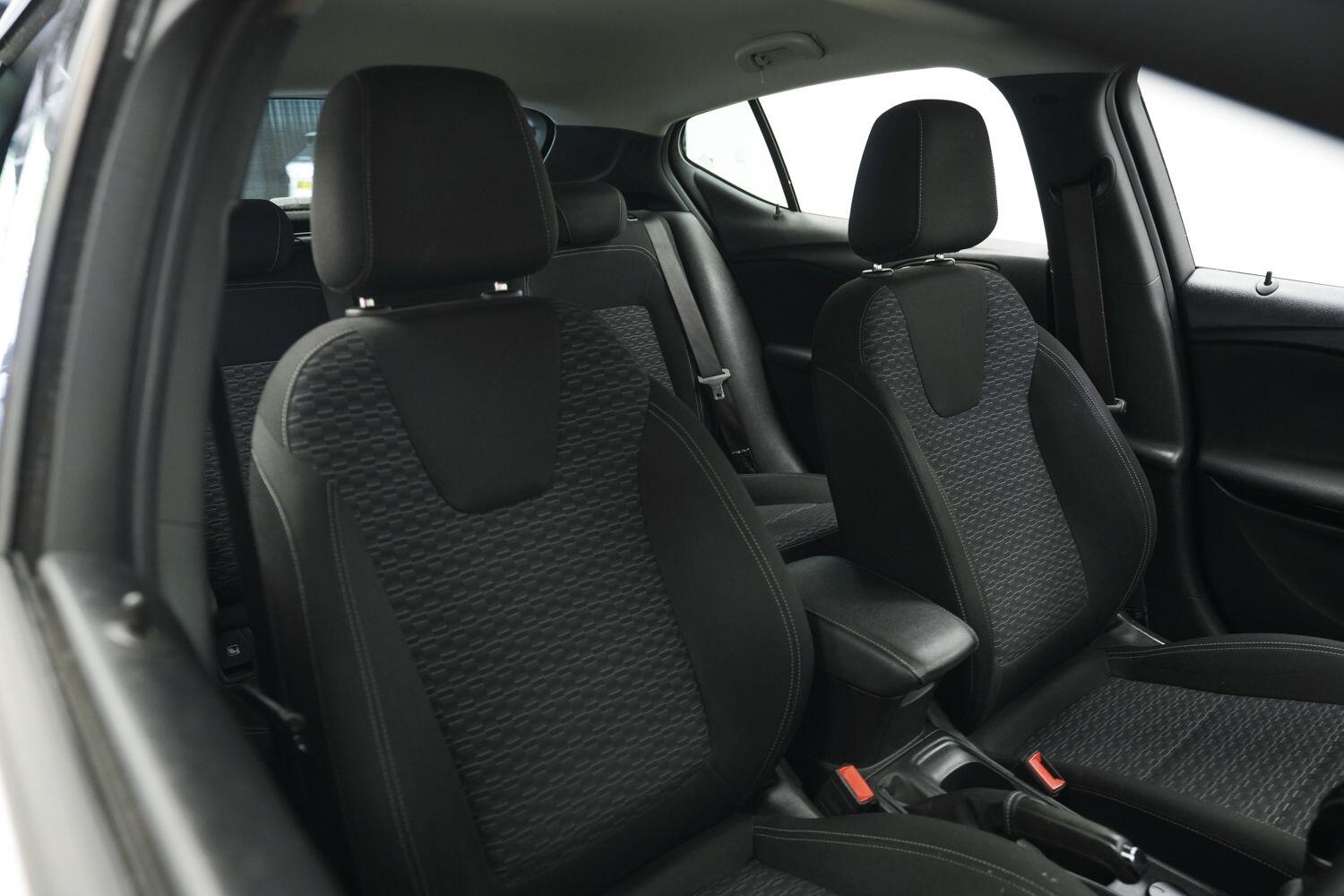 Vauxhall Astra view 11