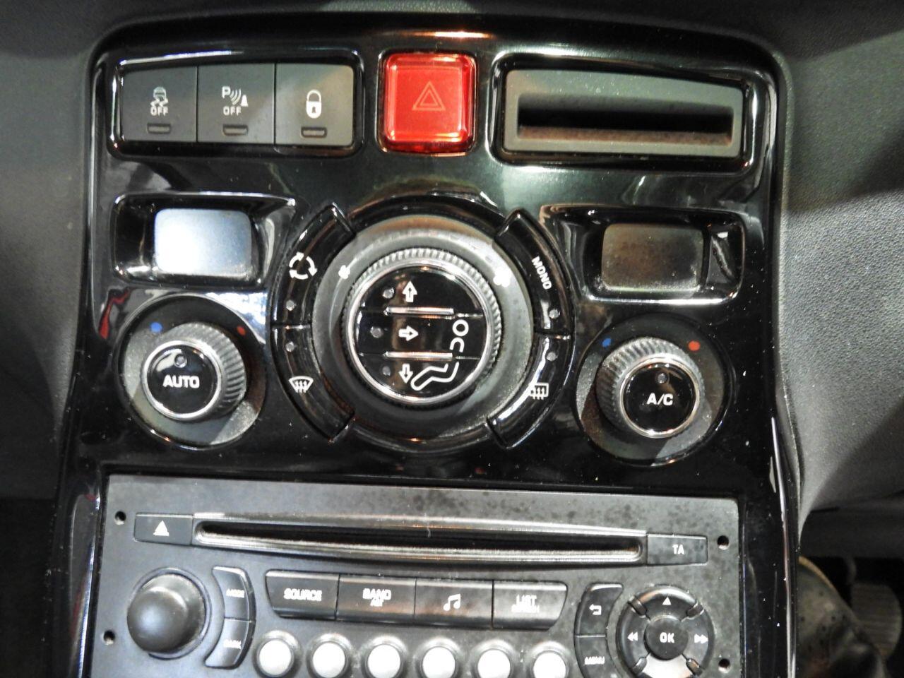 Citroen C3 Picasso view 31