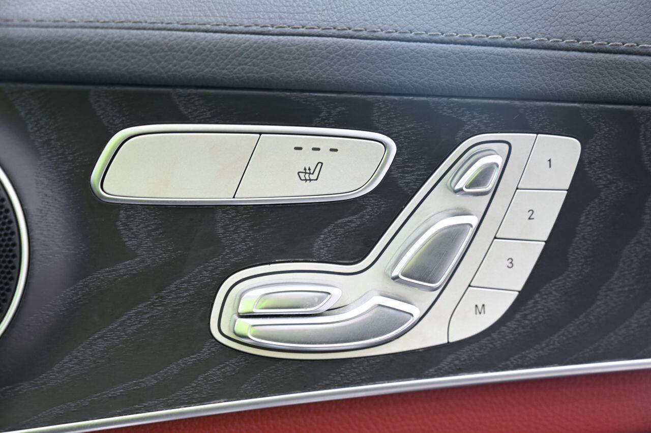 Mercedes-Benz C Class view 39
