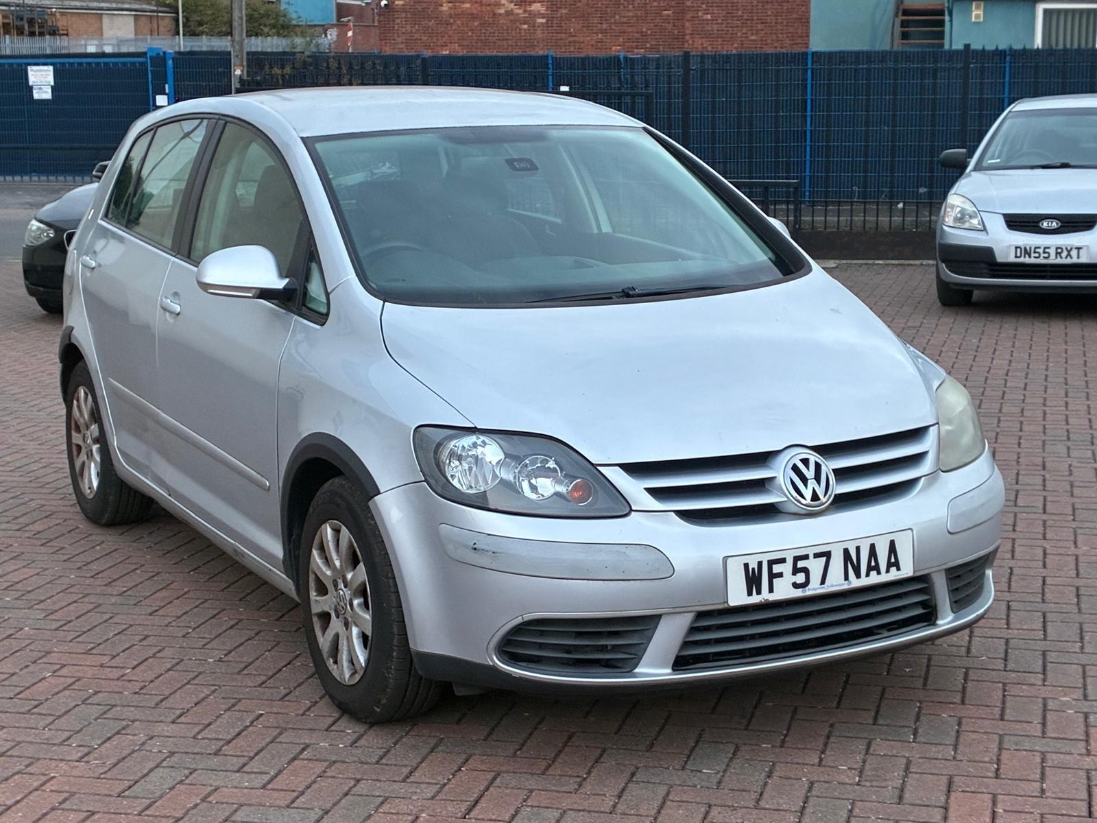 Volkswagen Golf Plus view 3
