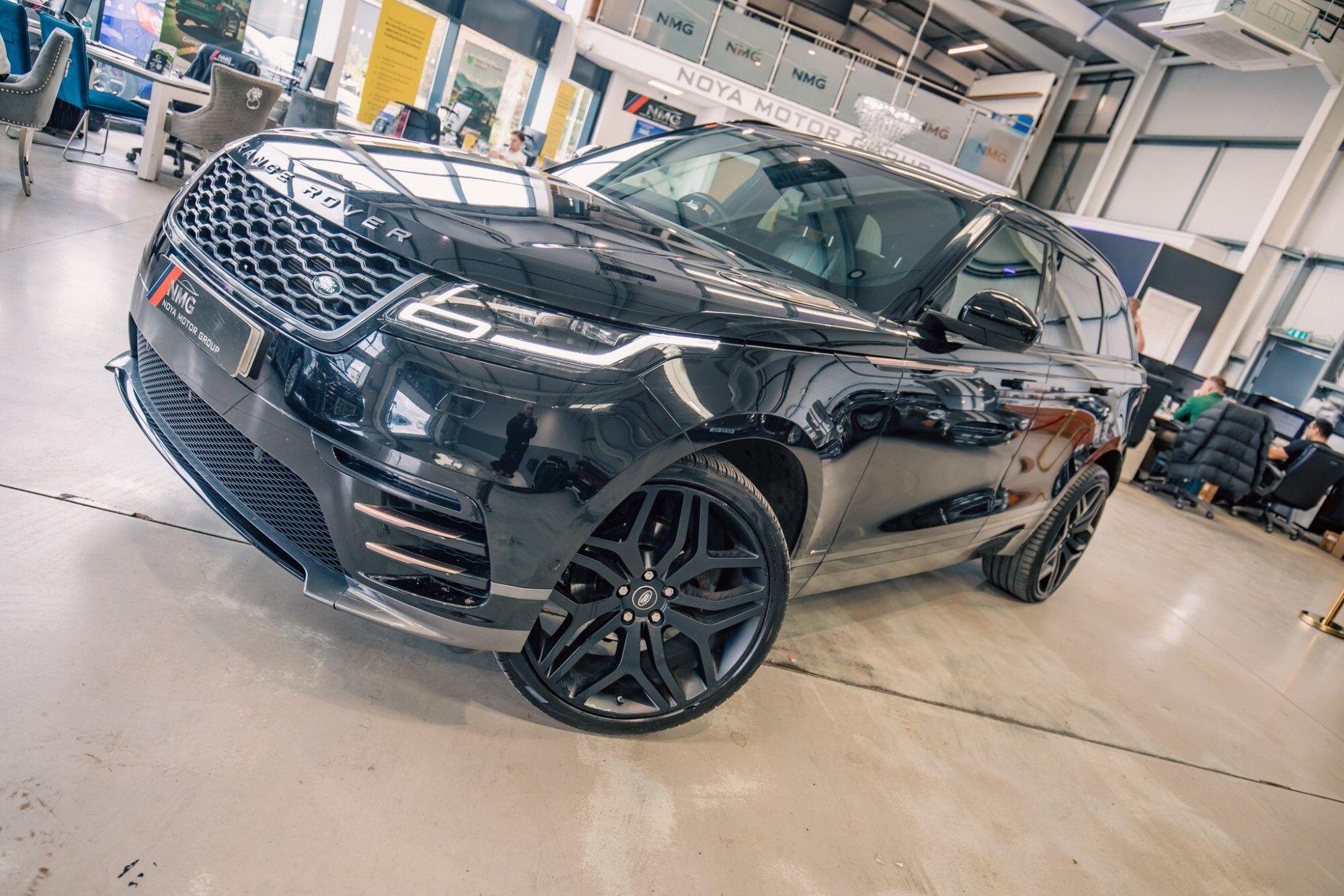 Land Rover Range Rover Velar view 5
