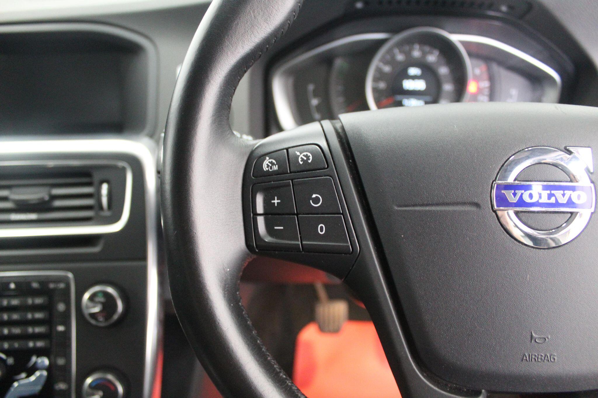 Volvo V60 view 43