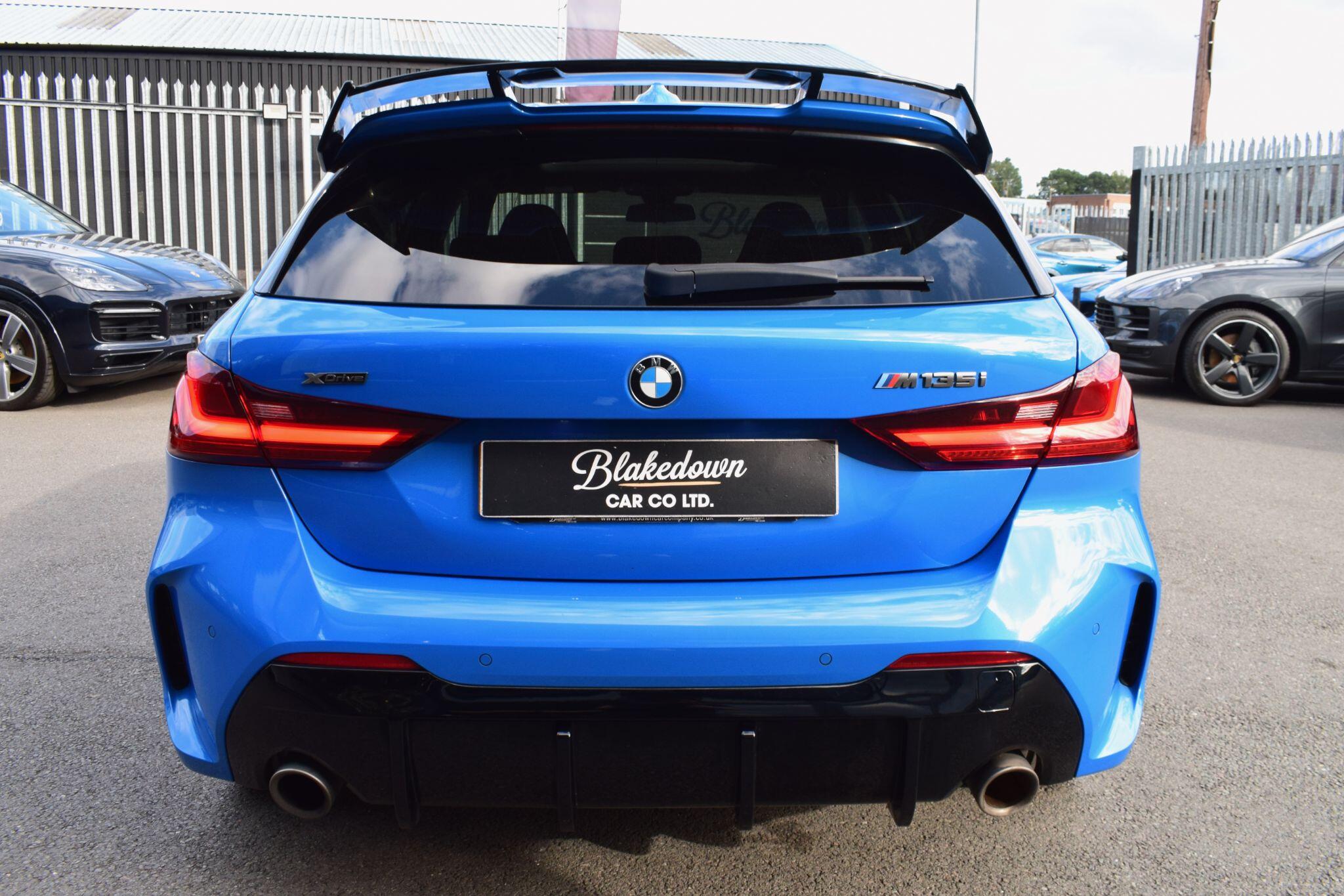 BMW 1 Series view 5