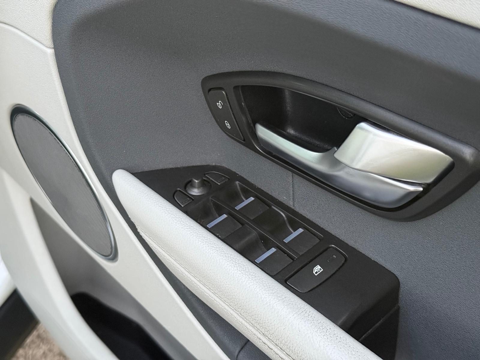 Land Rover Range Rover Evoque - Image 20