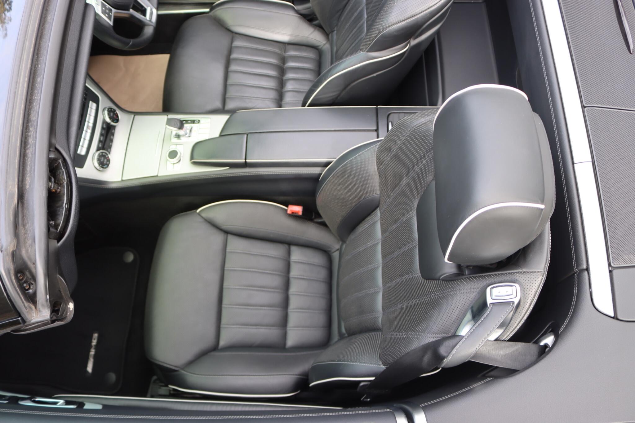 Mercedes-Benz SL view 11