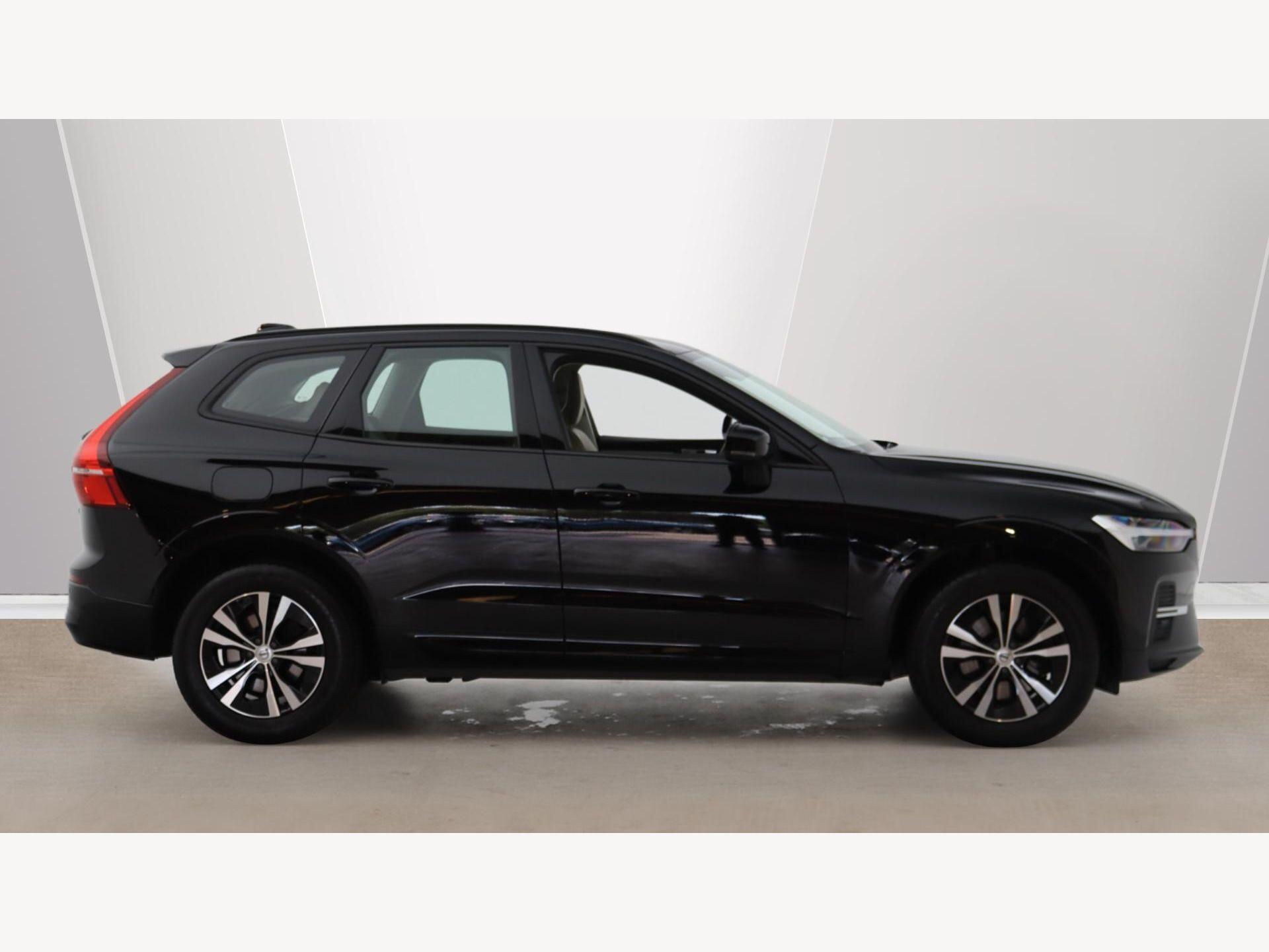 Volvo XC60 view 3