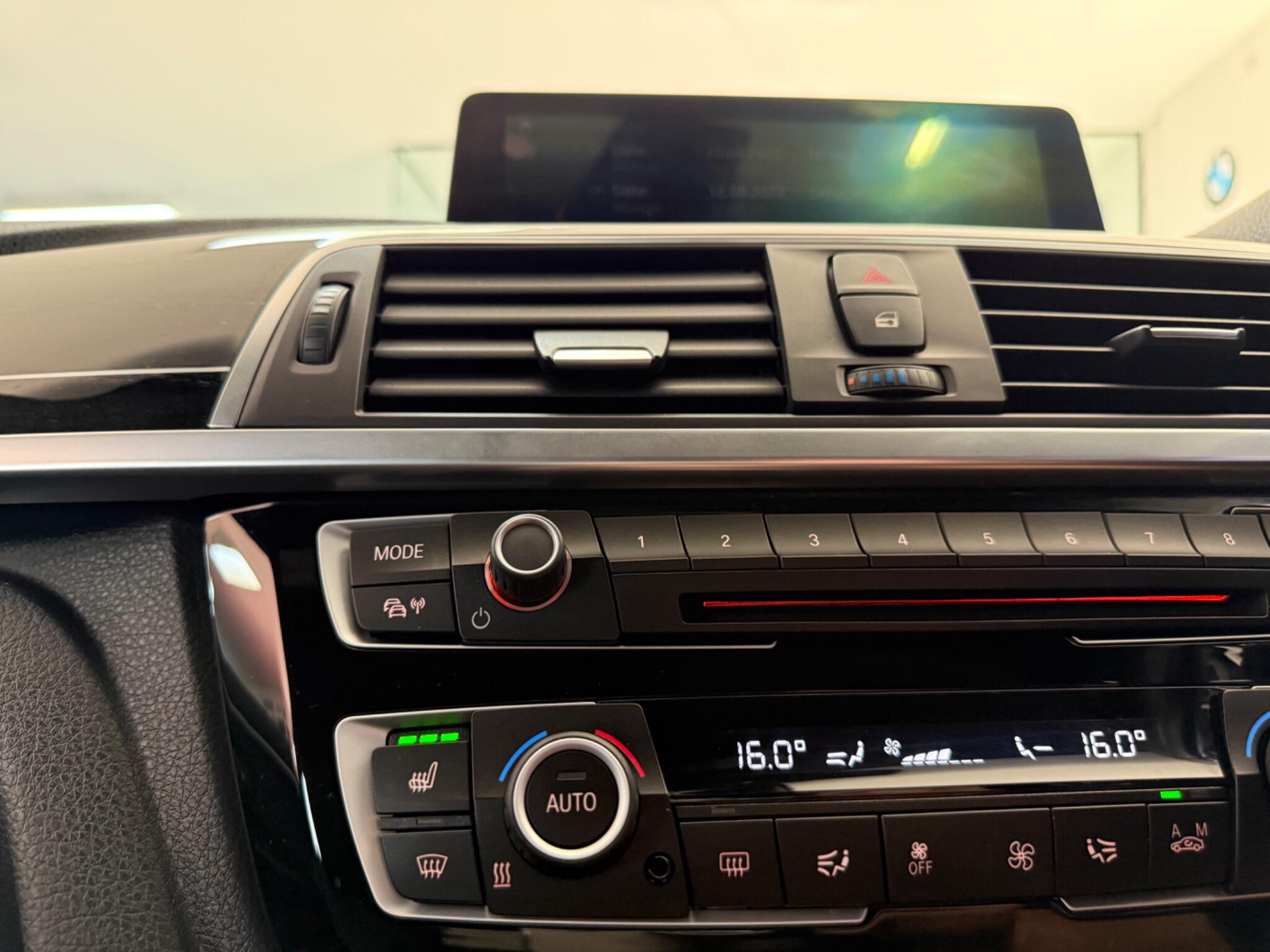 BMW 4 Series view 6